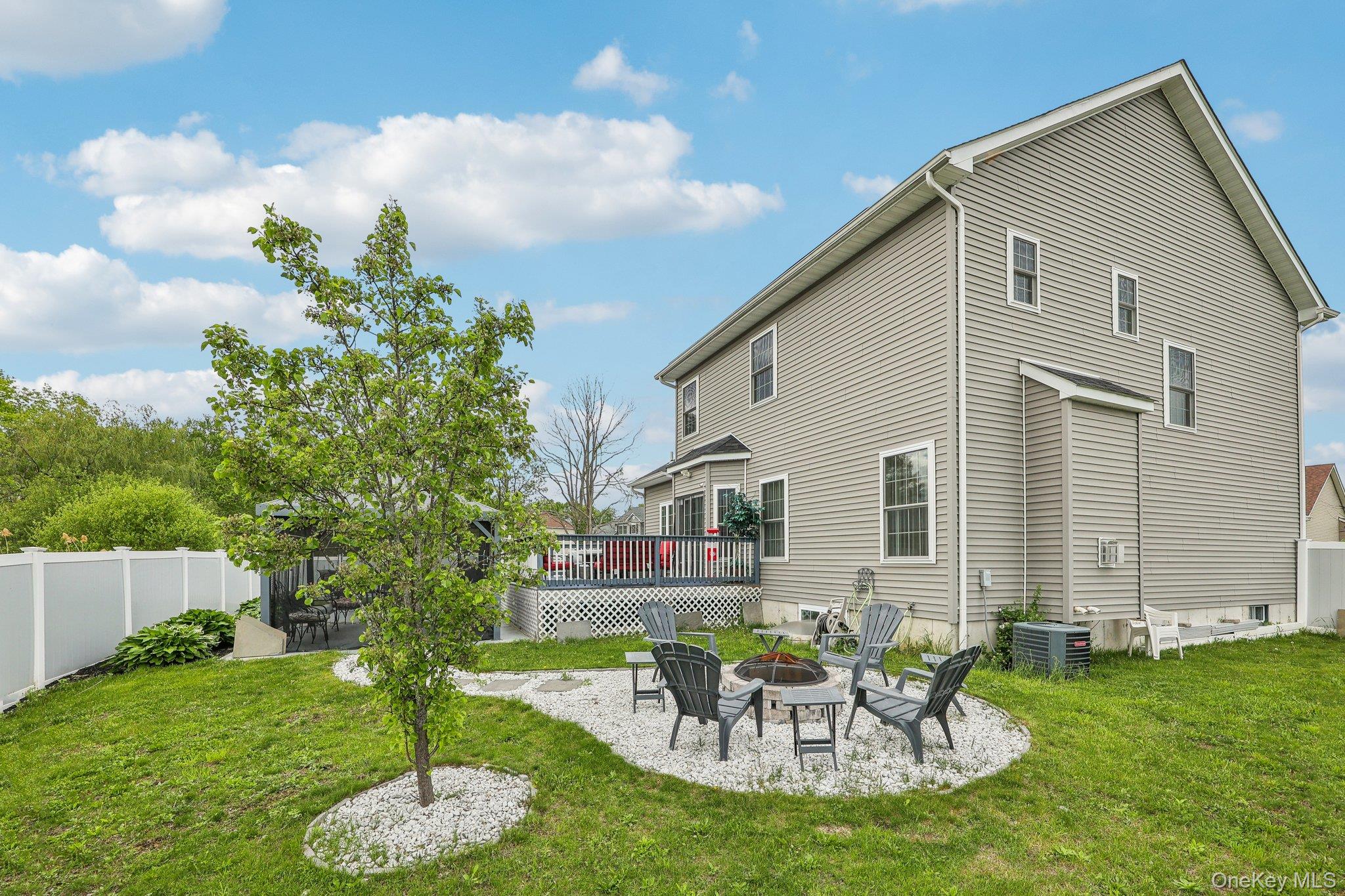 #19 photo, 3105 Betsy Ross Ridge, New Windsor , NY 12553