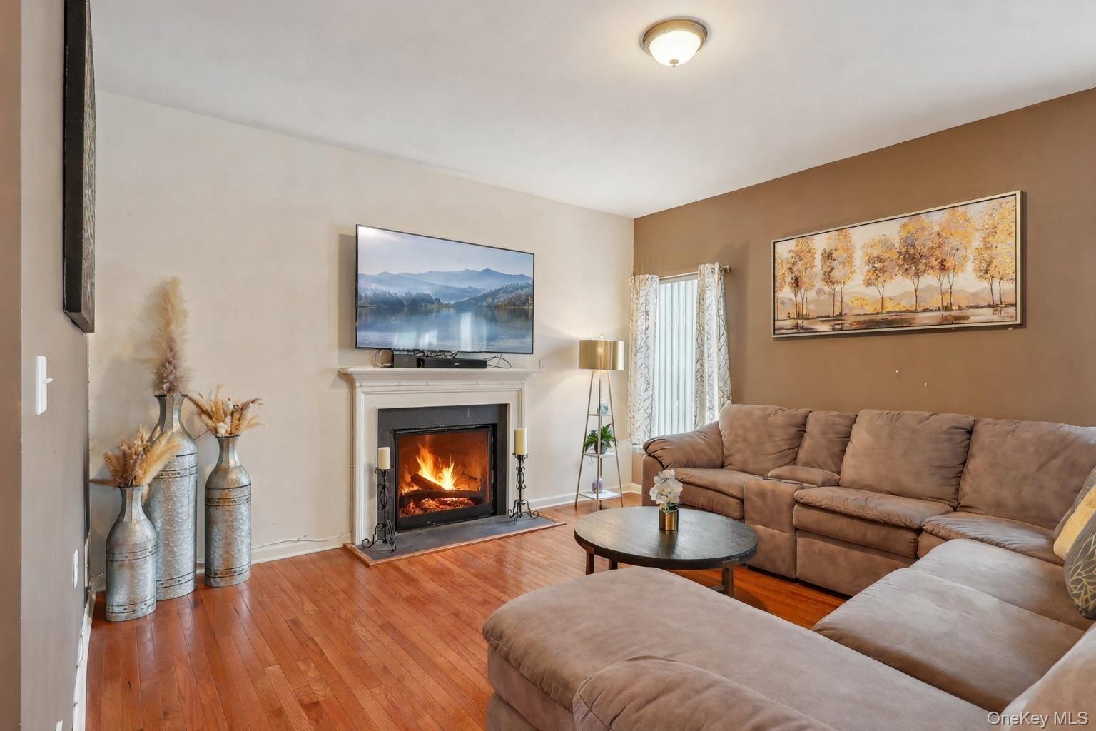 #8 photo, 3105 Betsy Ross Ridge, New Windsor , NY 12553