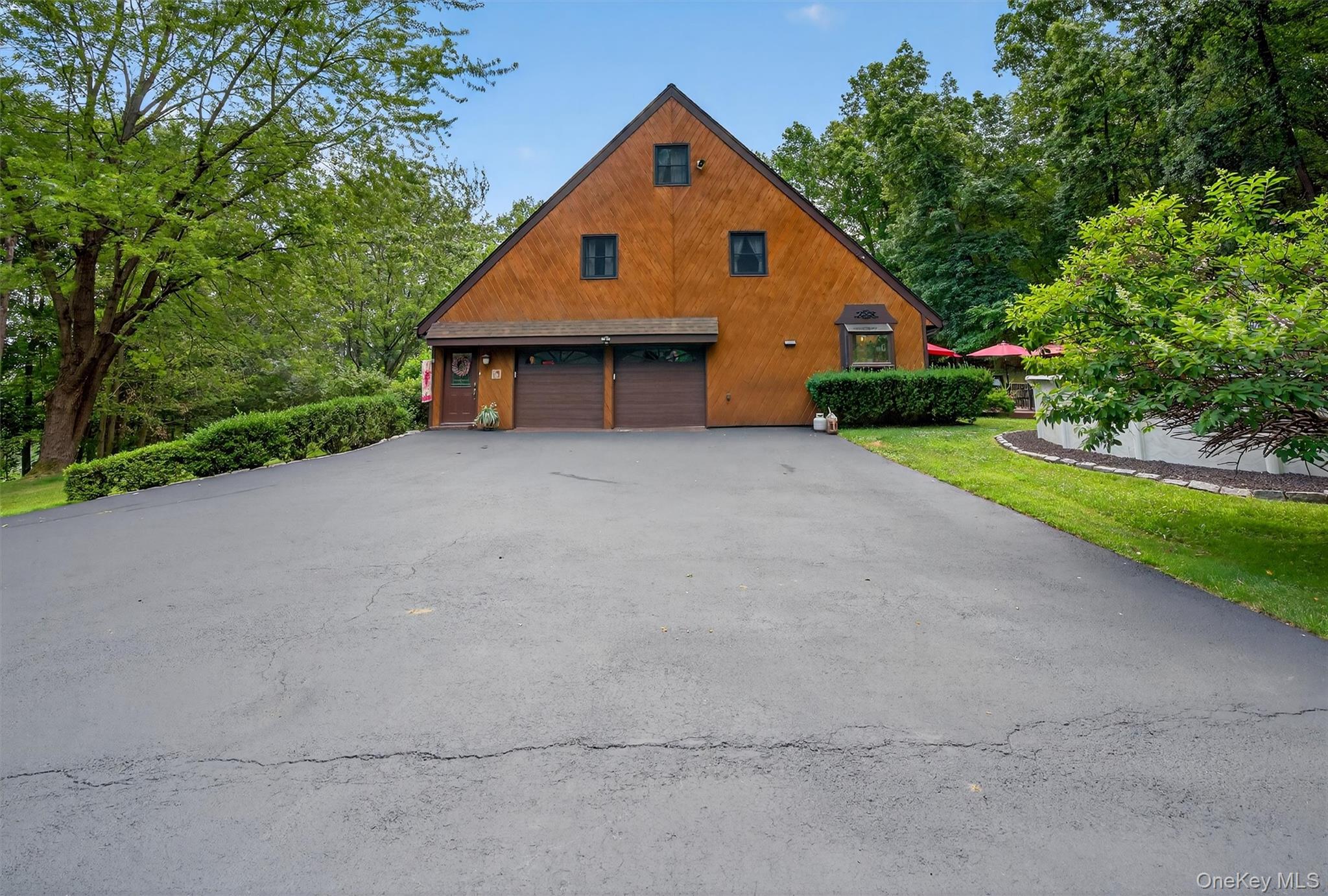 #4 photo, 41 Hickory Hill Road, Newburgh , NY 12550