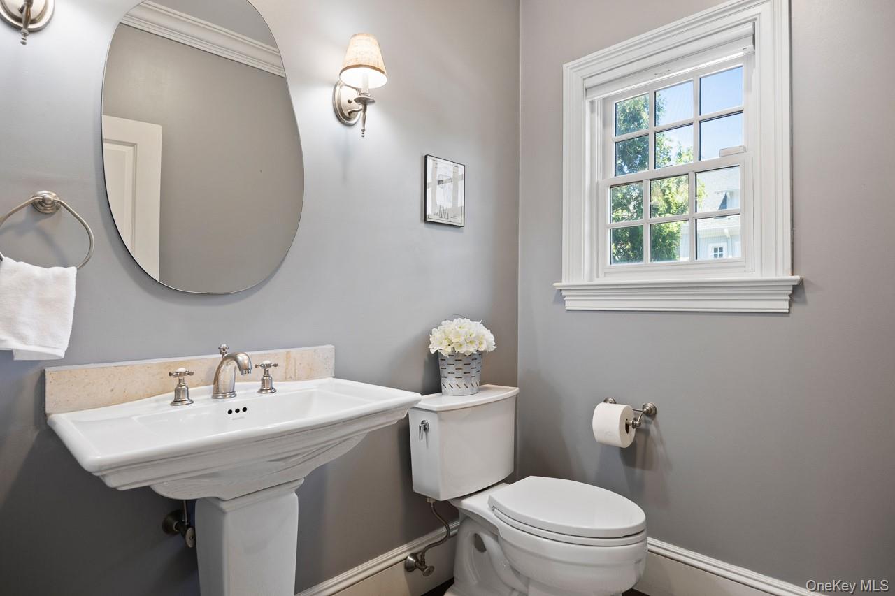 #11 photo, 11 School Lane, Scarsdale , NY 10583