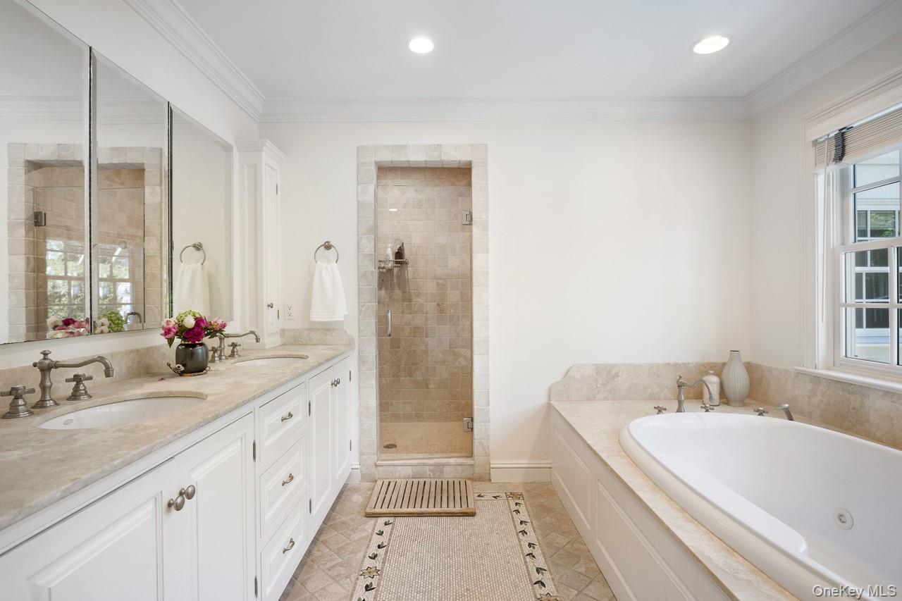 #16 photo, 11 School Lane, Scarsdale , NY 10583