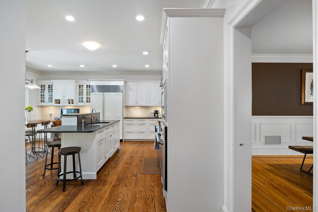 #5 photo, 11 School Lane, Scarsdale , NY 10583