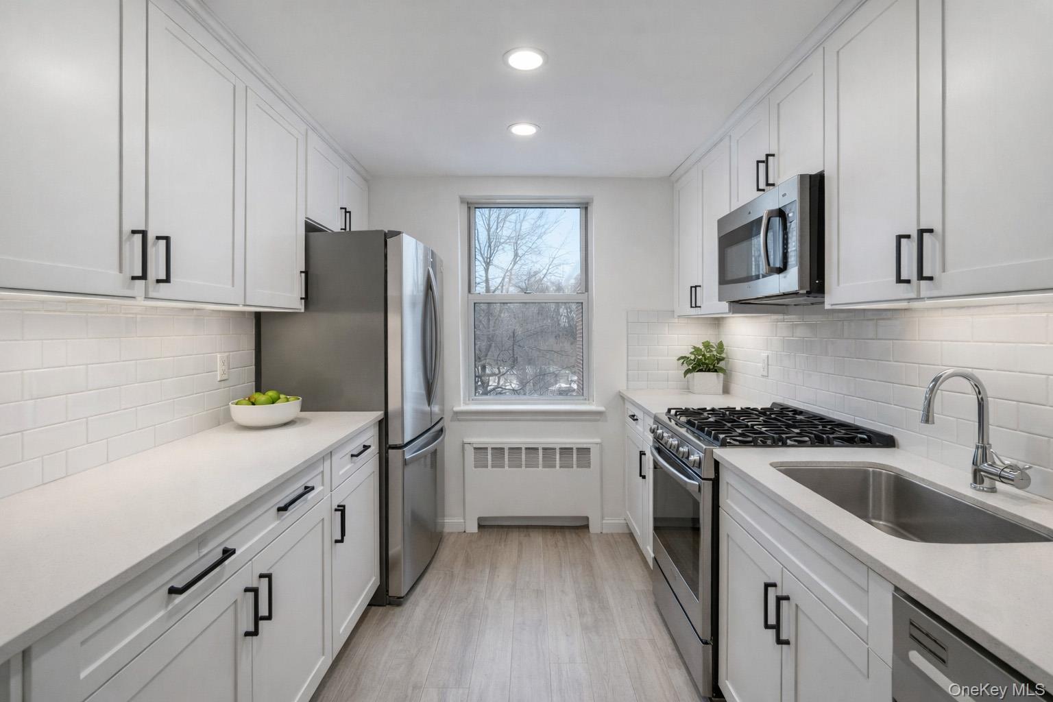 #7 photo, 4 Bryant Crescent, 뉴욕주 White Plains , NY 10605