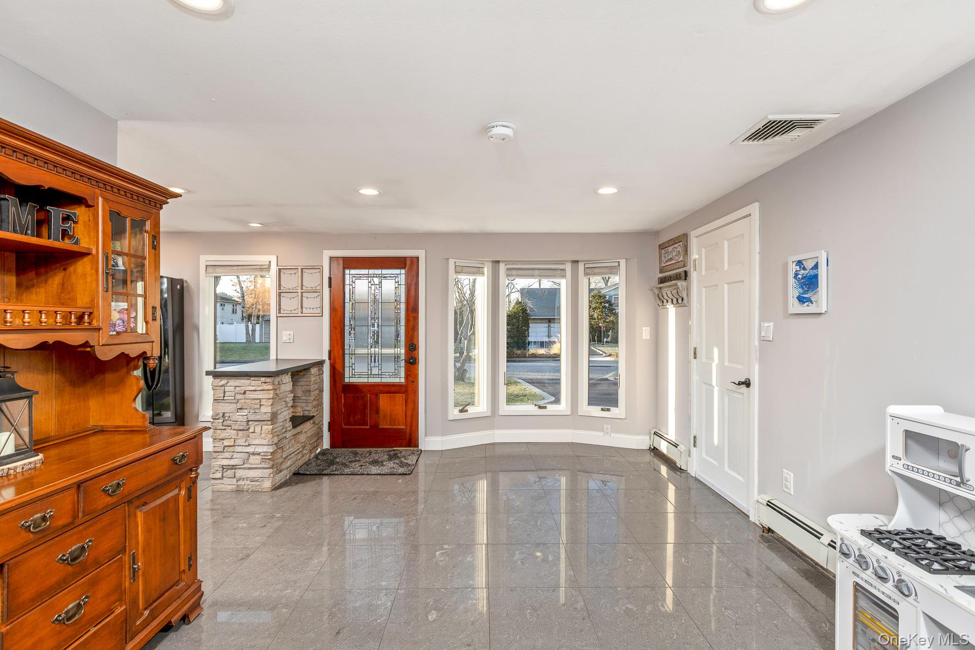 #5 photo, 5 Longleaf Lane, Medford , NY 11763