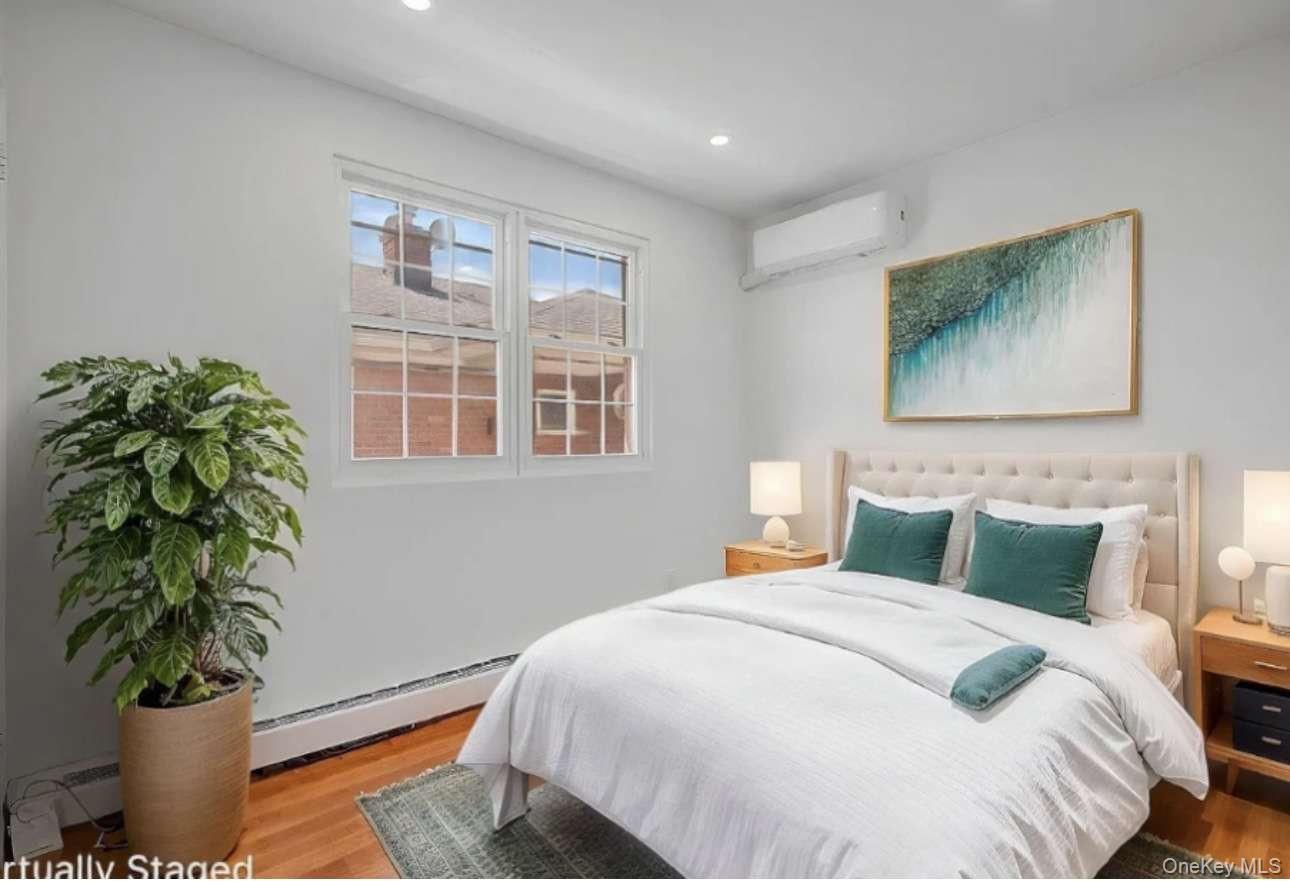 #11 photo, 159-40 95th Street, Howard Beach , NY 11414