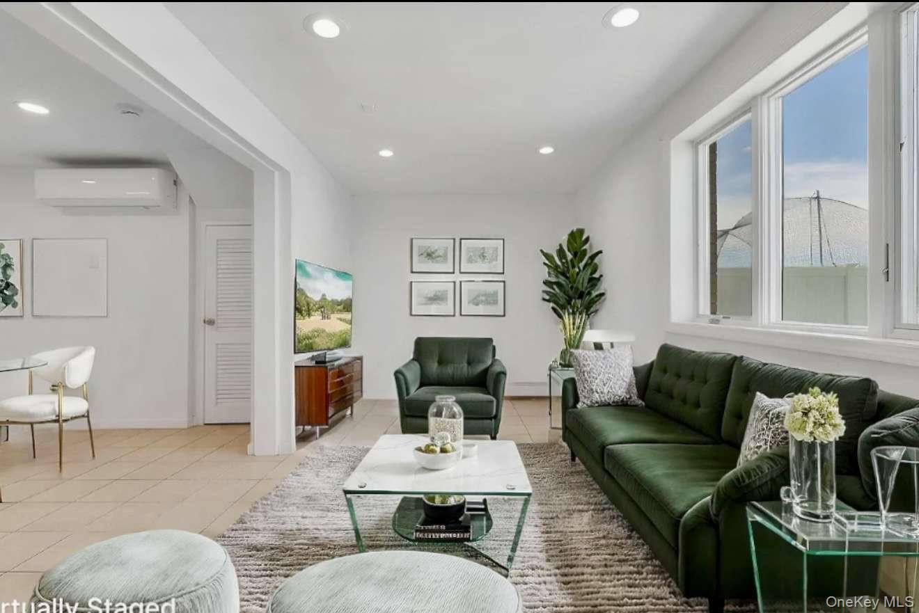 #16 photo, 159-40 95th Street, Howard Beach , NY 11414