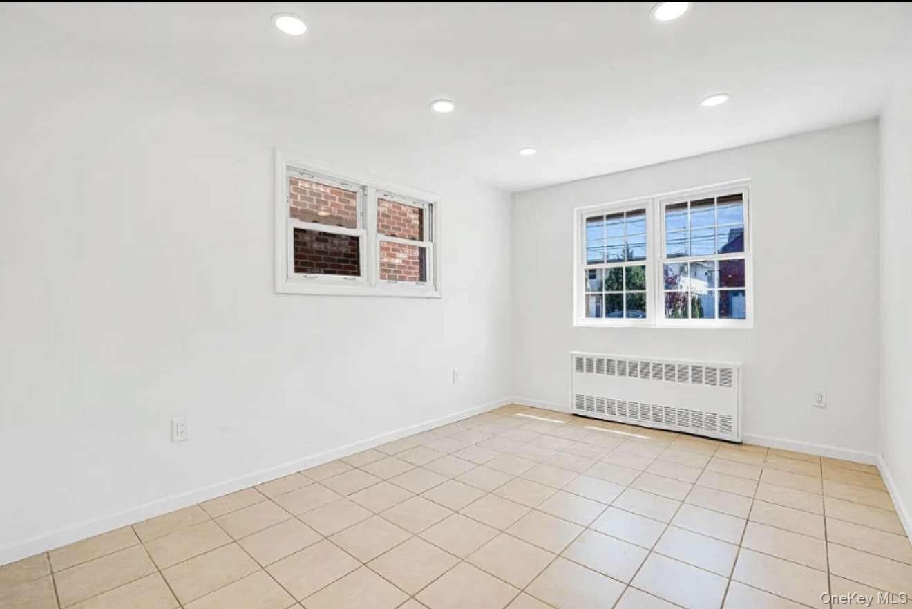 #19 photo, 159-40 95th Street, Howard Beach , NY 11414