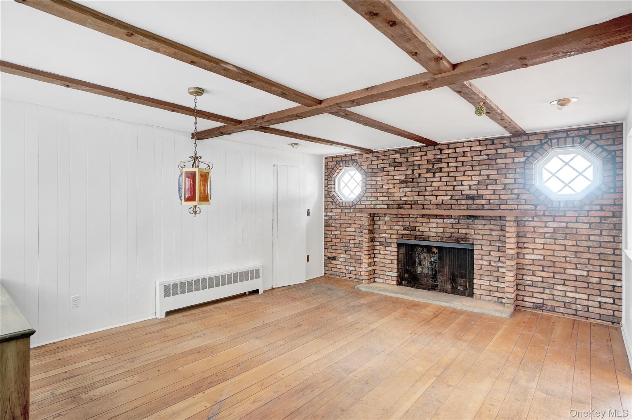 #11 photo, 5 Chatham Place, सफ़ोक काउंटी Dix Hills , NY 11746