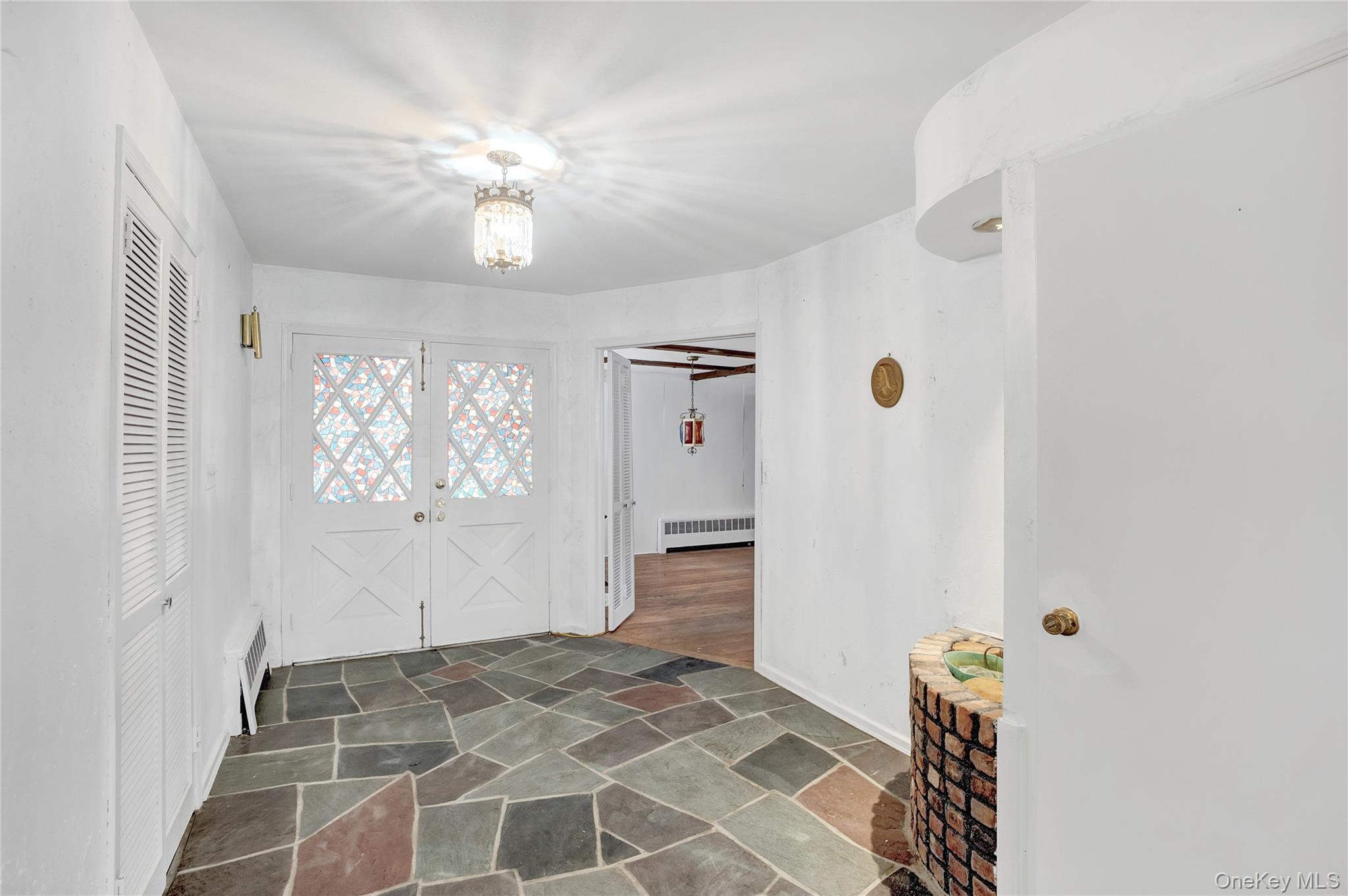 #3 photo, 5 Chatham Place, सफ़ोक काउंटी Dix Hills , NY 11746