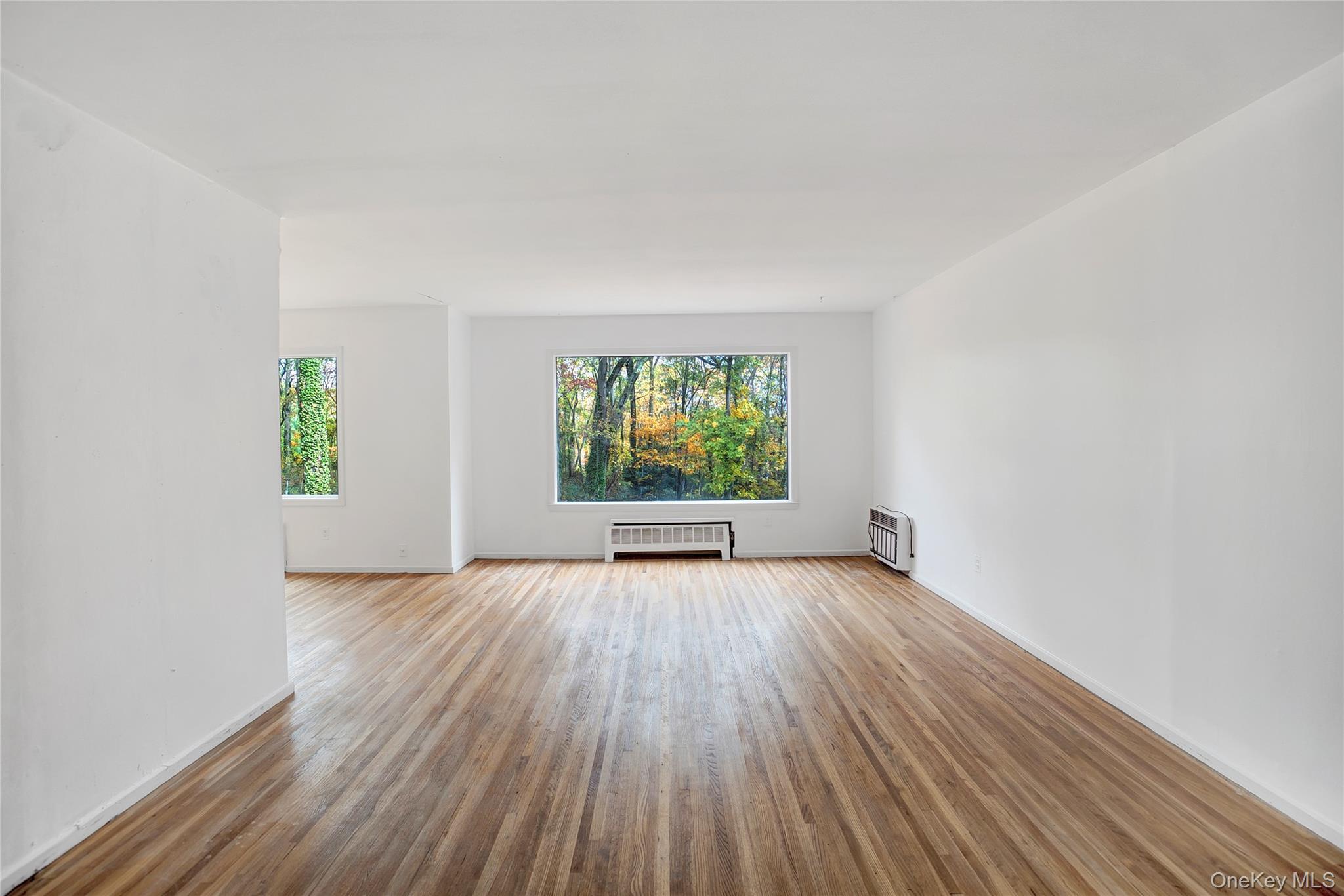 #5 photo, 5 Chatham Place, सफ़ोक काउंटी Dix Hills , NY 11746