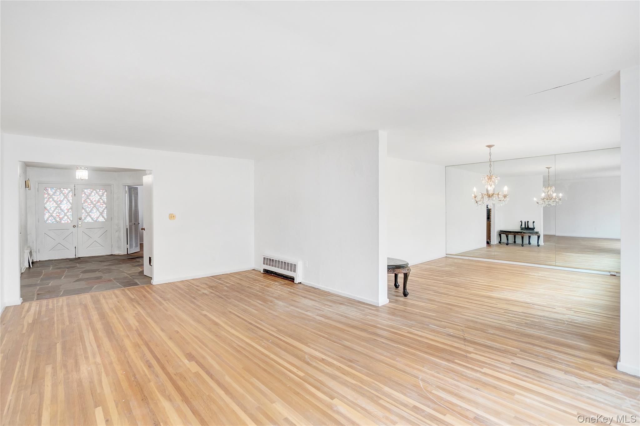 #6 photo, 5 Chatham Place, सफ़ोक काउंटी Dix Hills , NY 11746