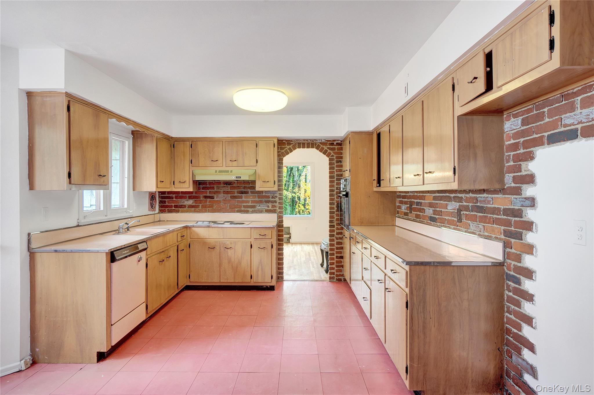 #8 photo, 5 Chatham Place, सफ़ोक काउंटी Dix Hills , NY 11746