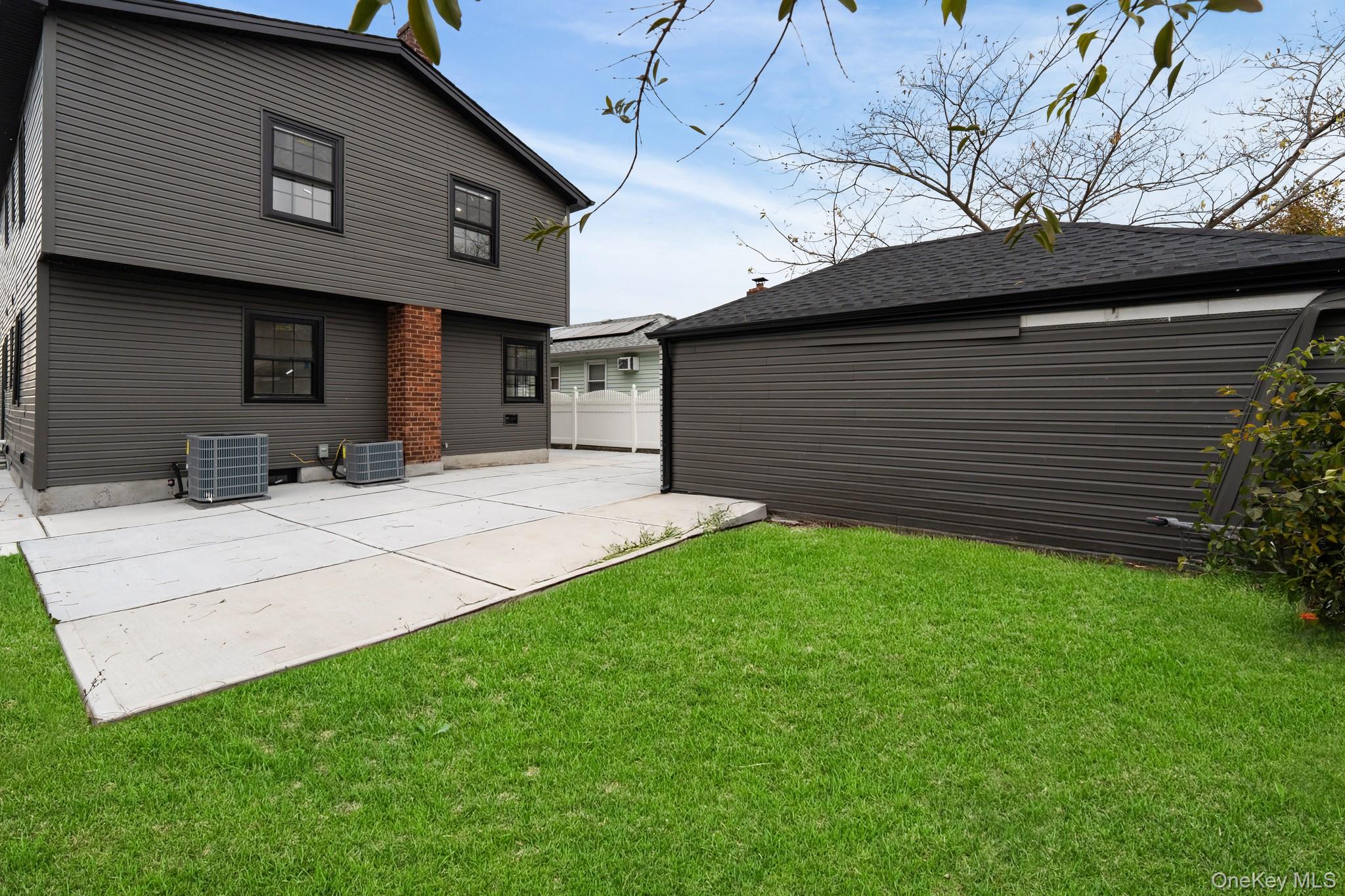 #12 photo, 24149 148th Drive, কুইন্‌স Rosedale , NY 11422