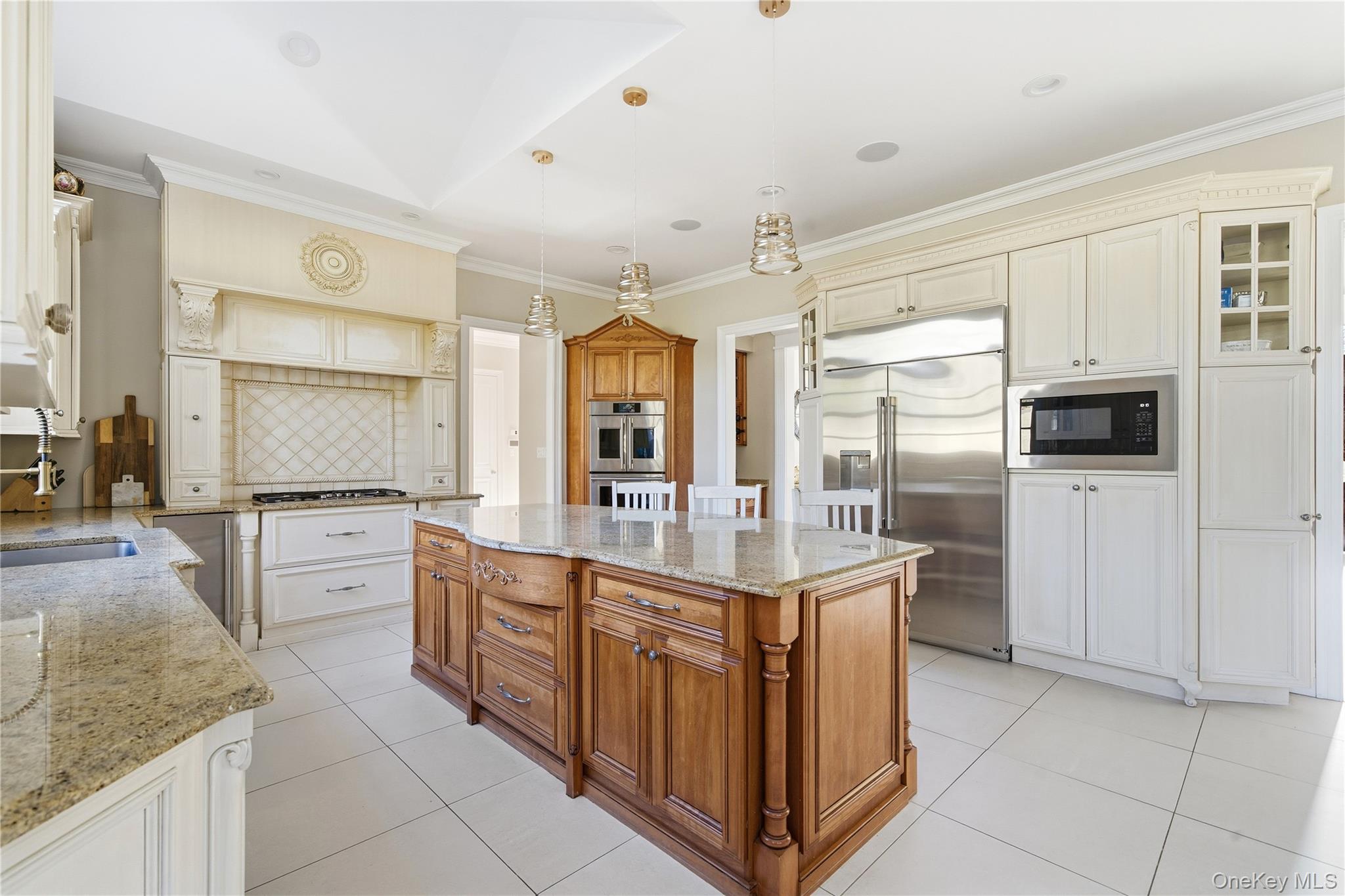 #10 photo, 28 Dunlop Road, সাফোক কাউন্টি Huntington , NY 11743