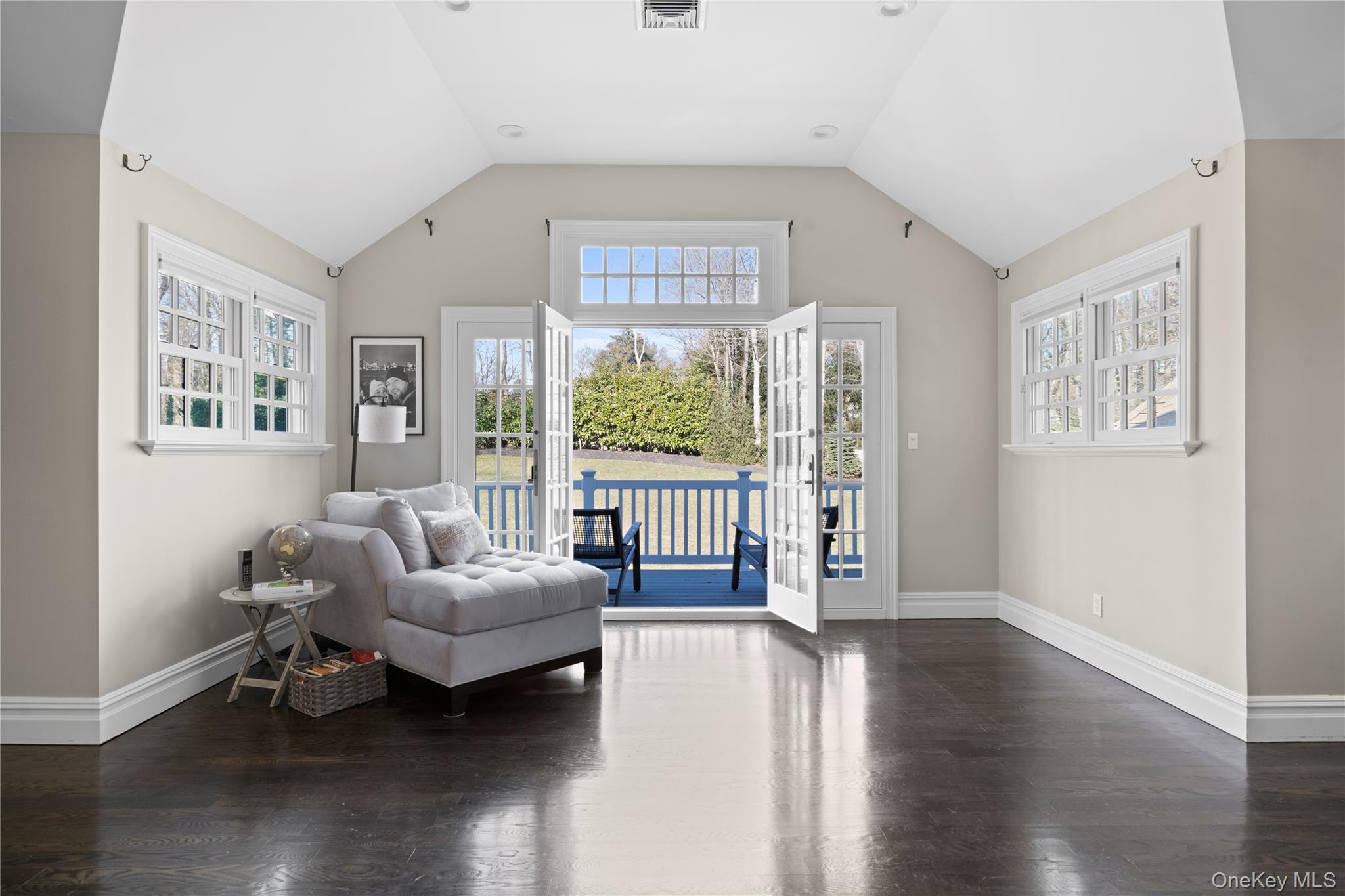 #19 photo, 28 Dunlop Road, সাফোক কাউন্টি Huntington , NY 11743