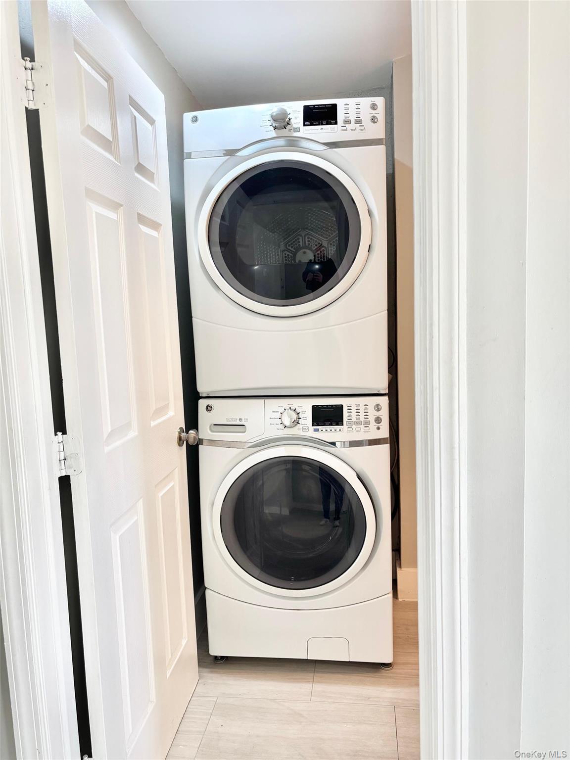 #17 photo, 487 5th Avenue, מחוז נסאו Cedarhurst , NY 11516