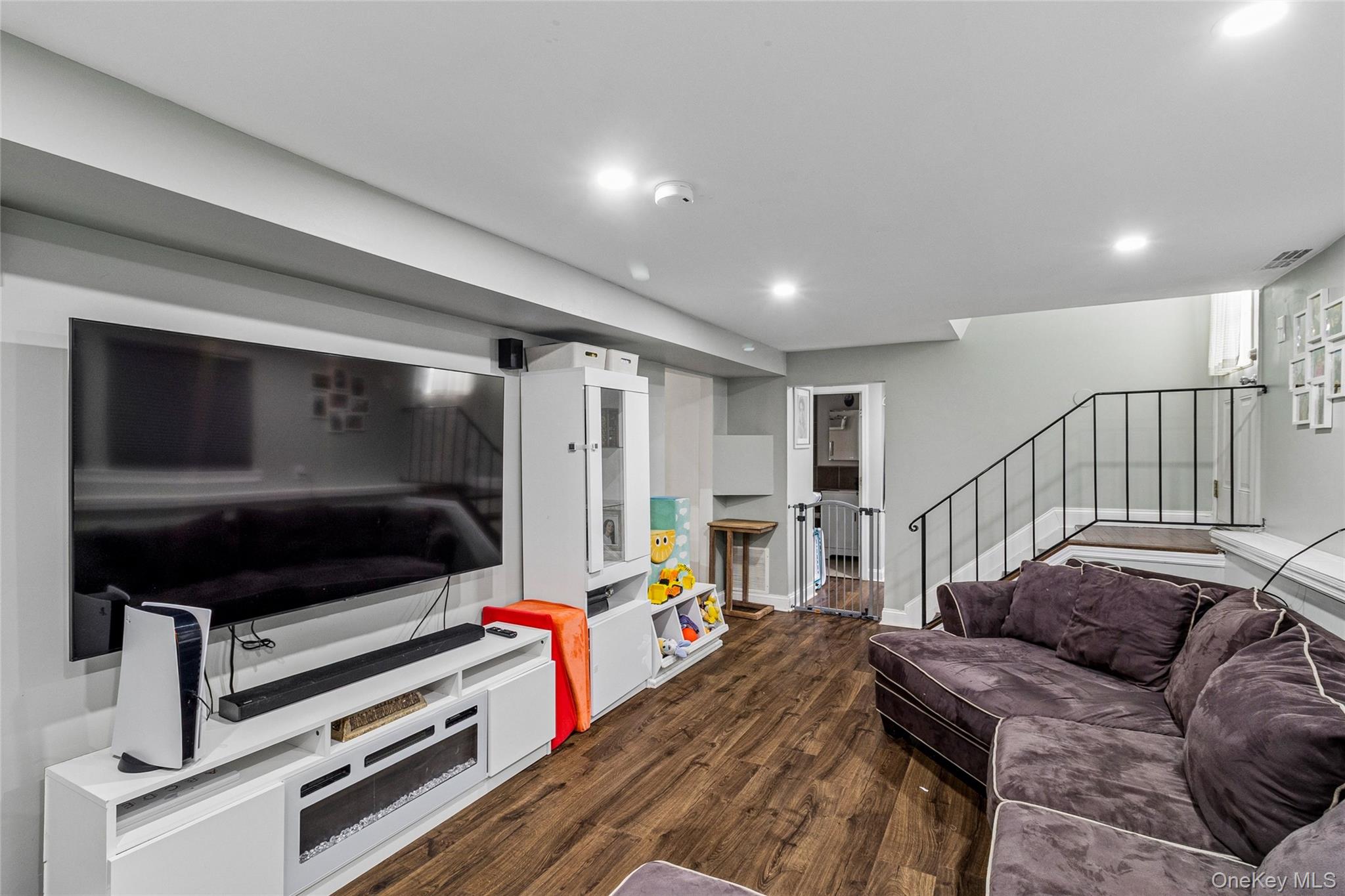 #14 photo, 3011 Maine Avenue, Medford , NY 11763