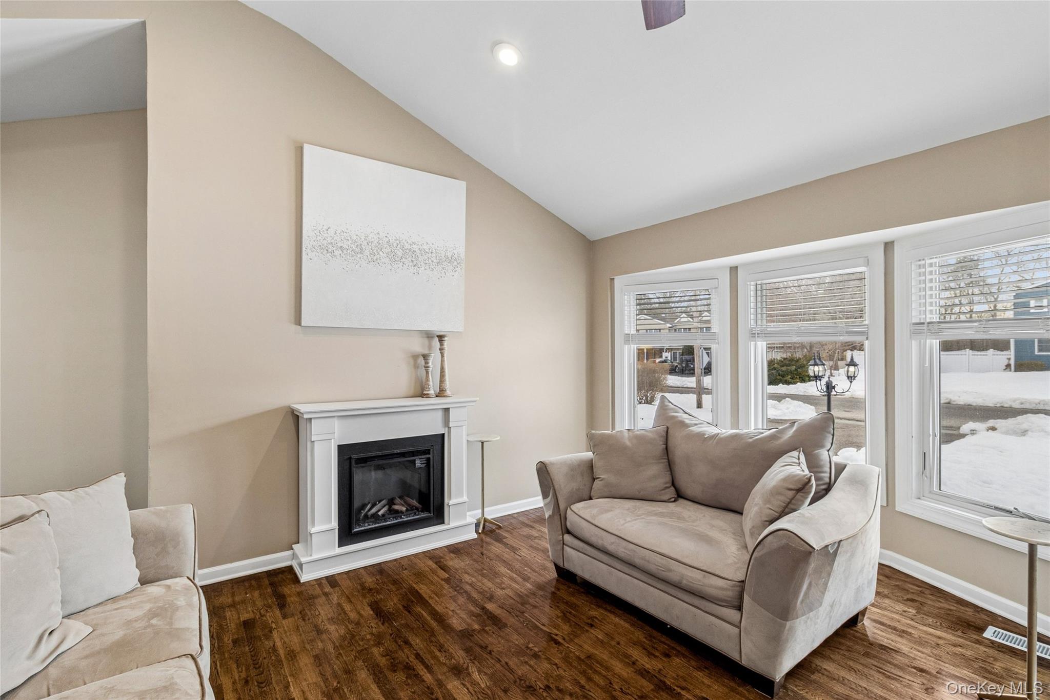 #5 photo, 3011 Maine Avenue, Medford , NY 11763