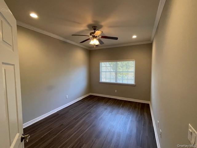 #8 photo, 110 Center Court, 东长岛 Medford , NY 11763