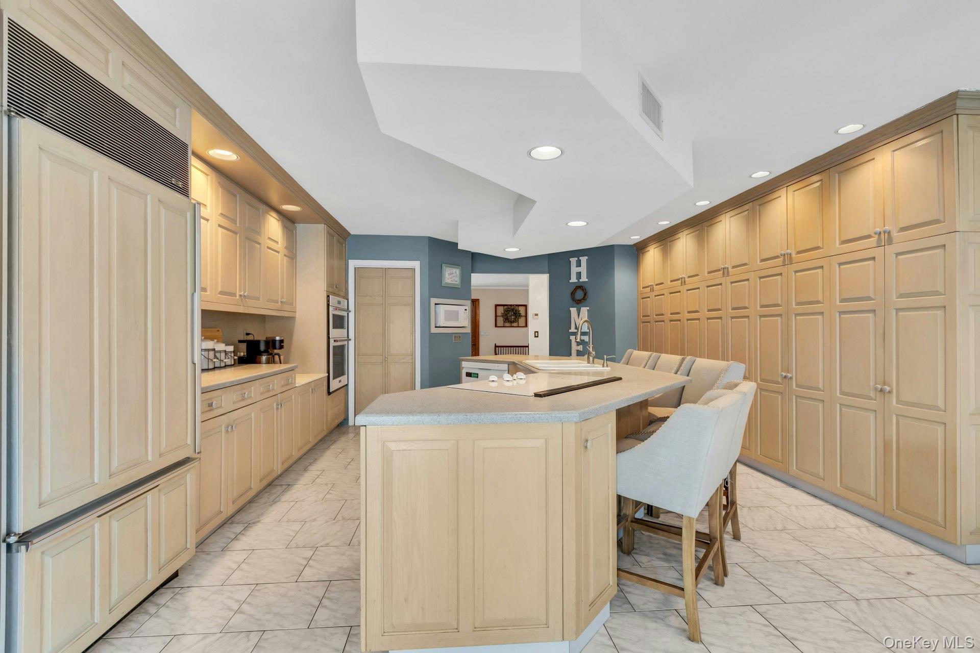 #13 photo, 558 Gillette Avenue, Bayport , NY 11705