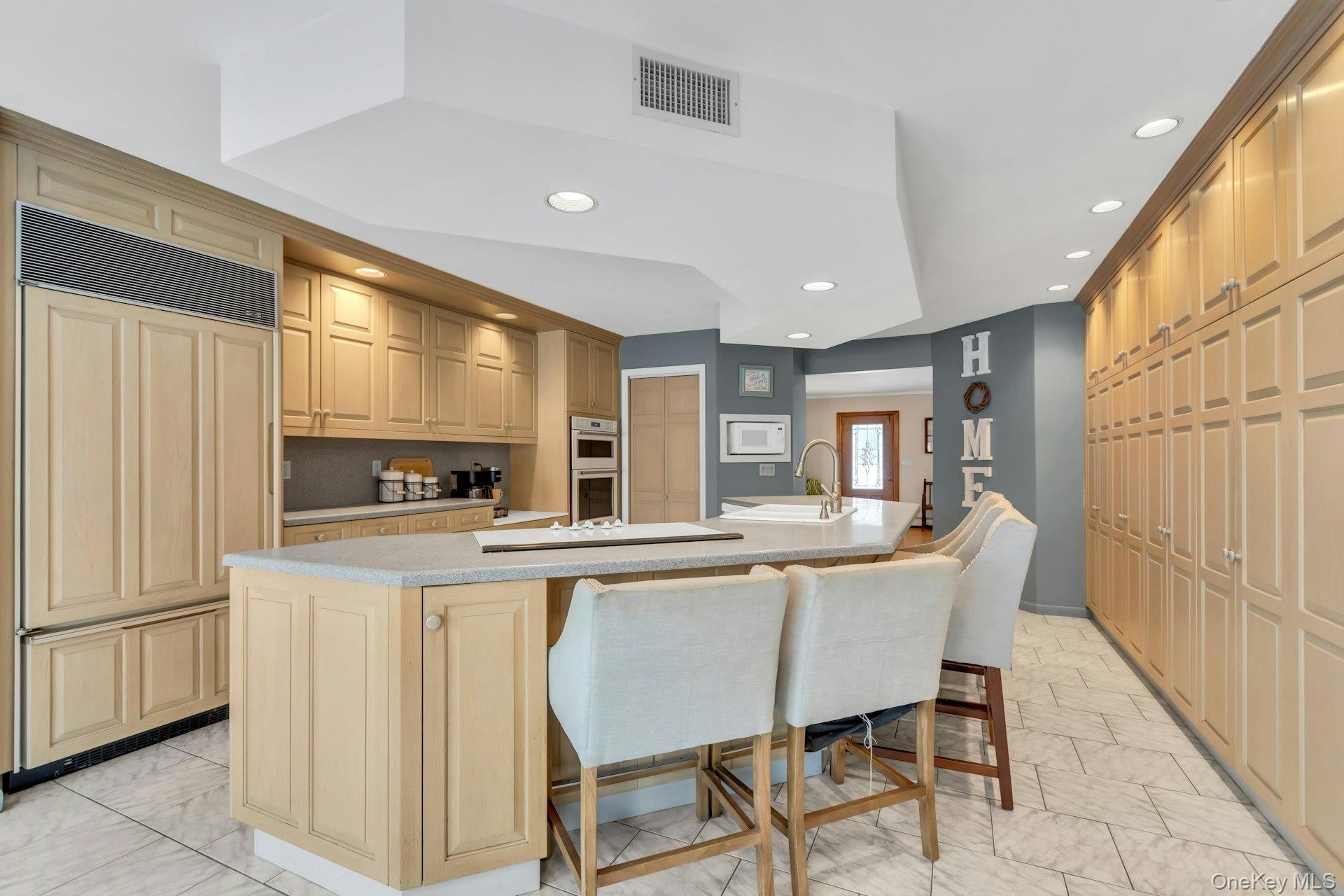 #14 photo, 558 Gillette Avenue, Bayport , NY 11705