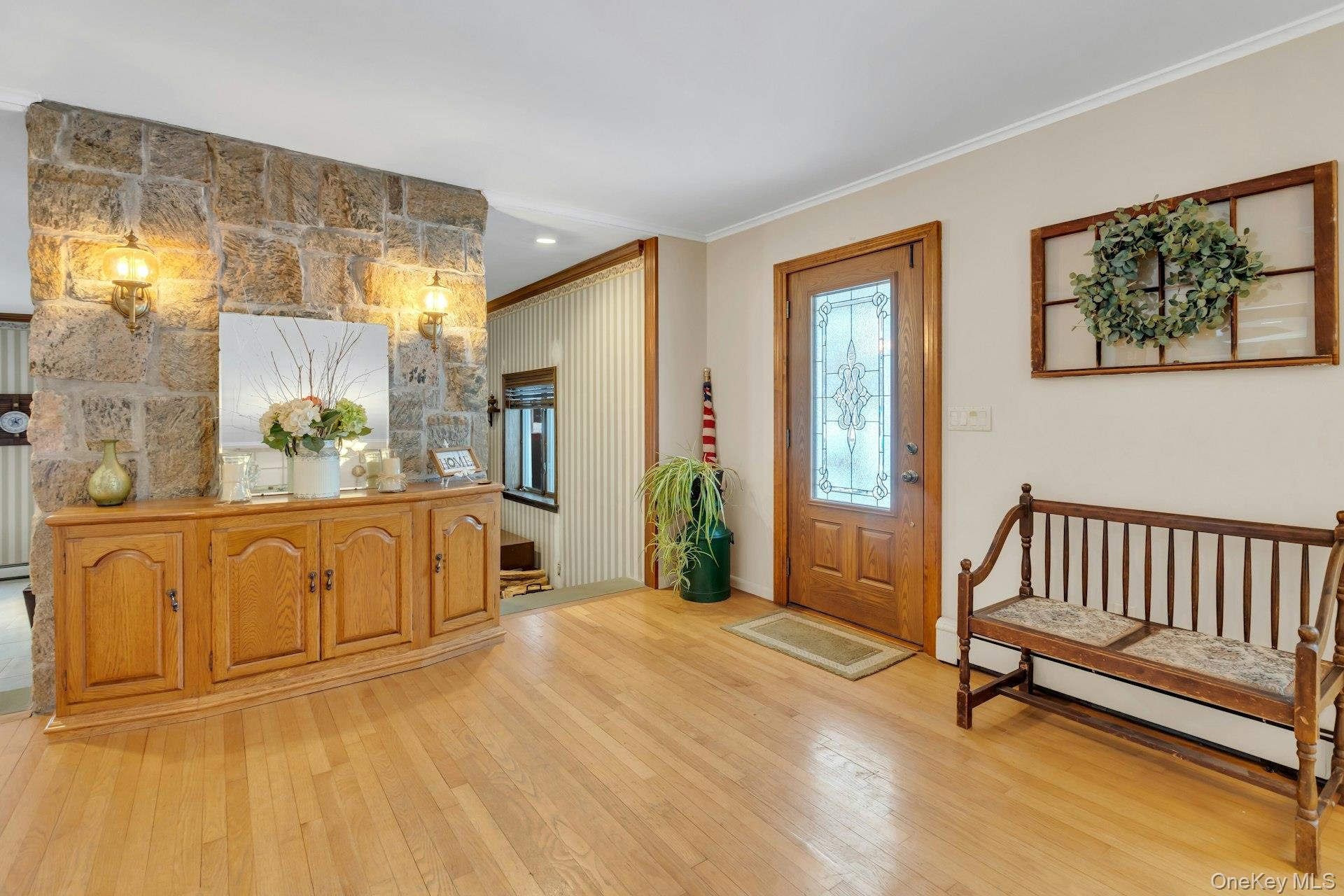 #3 photo, 558 Gillette Avenue, Bayport , NY 11705