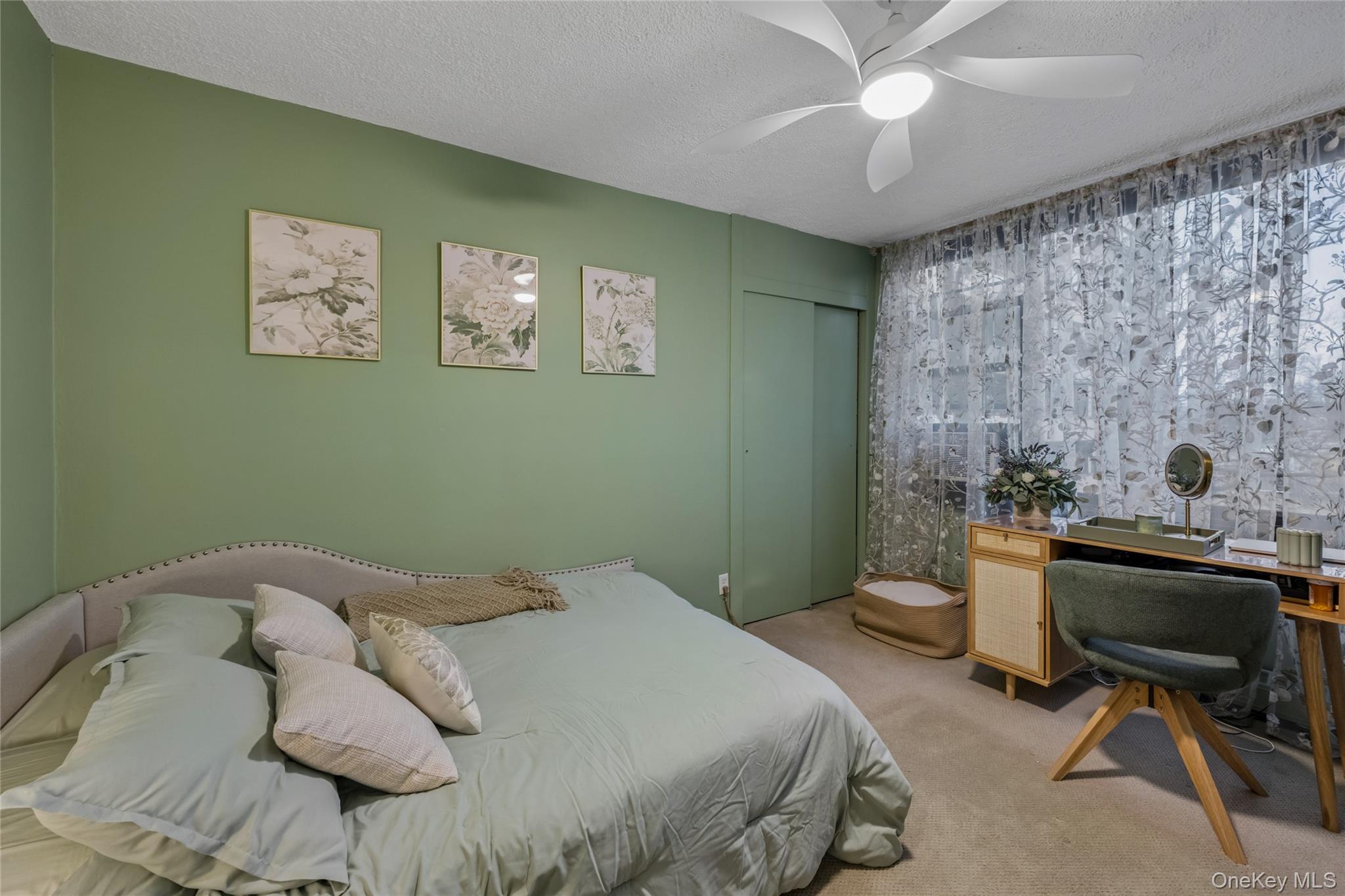#15 photo, 10-10 166th Street, 皇后区 Beechhurst , NY 11357