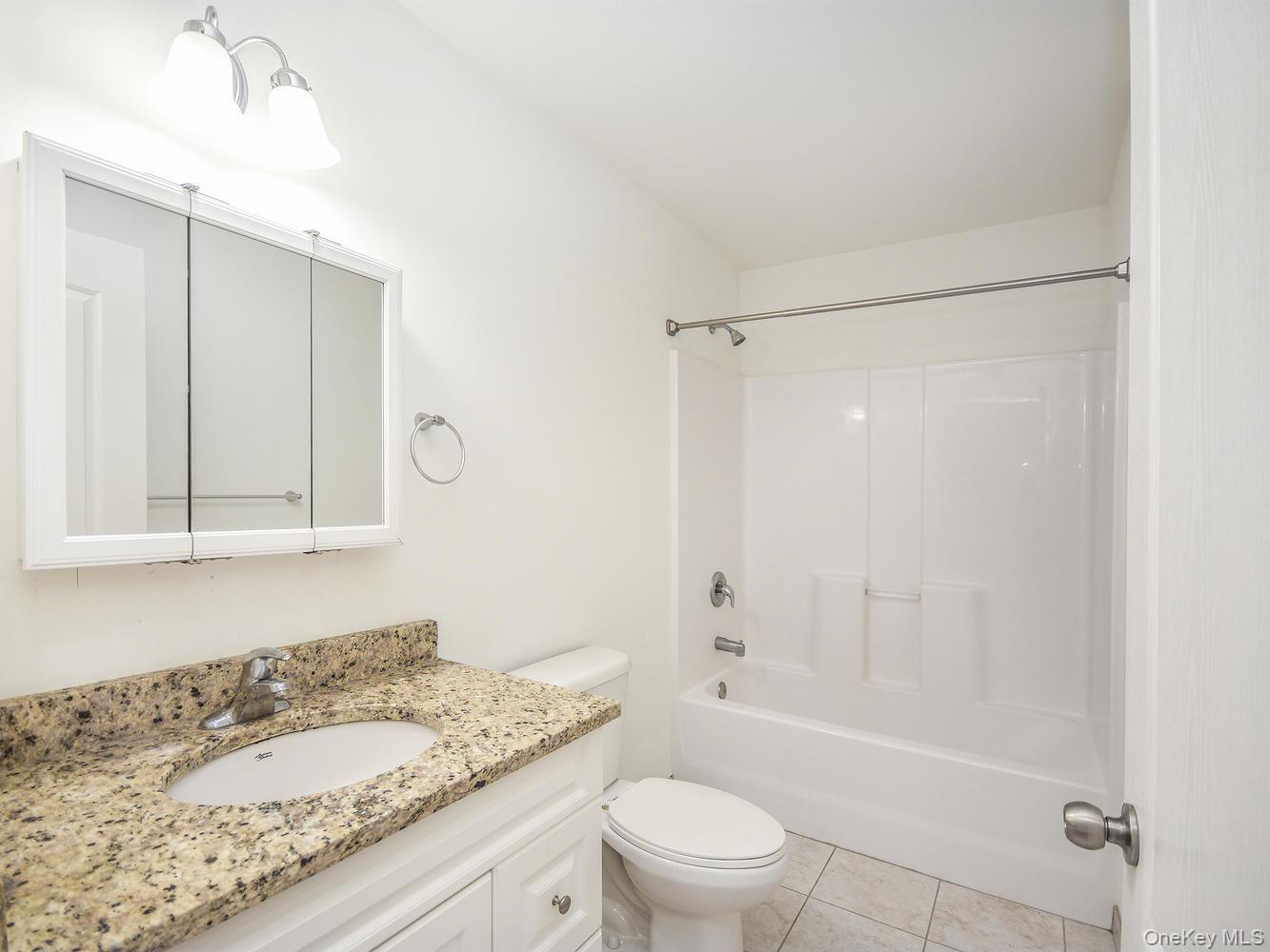 #12 photo, 400 Carney Street, 长岛 Glen Cove , NY 11542