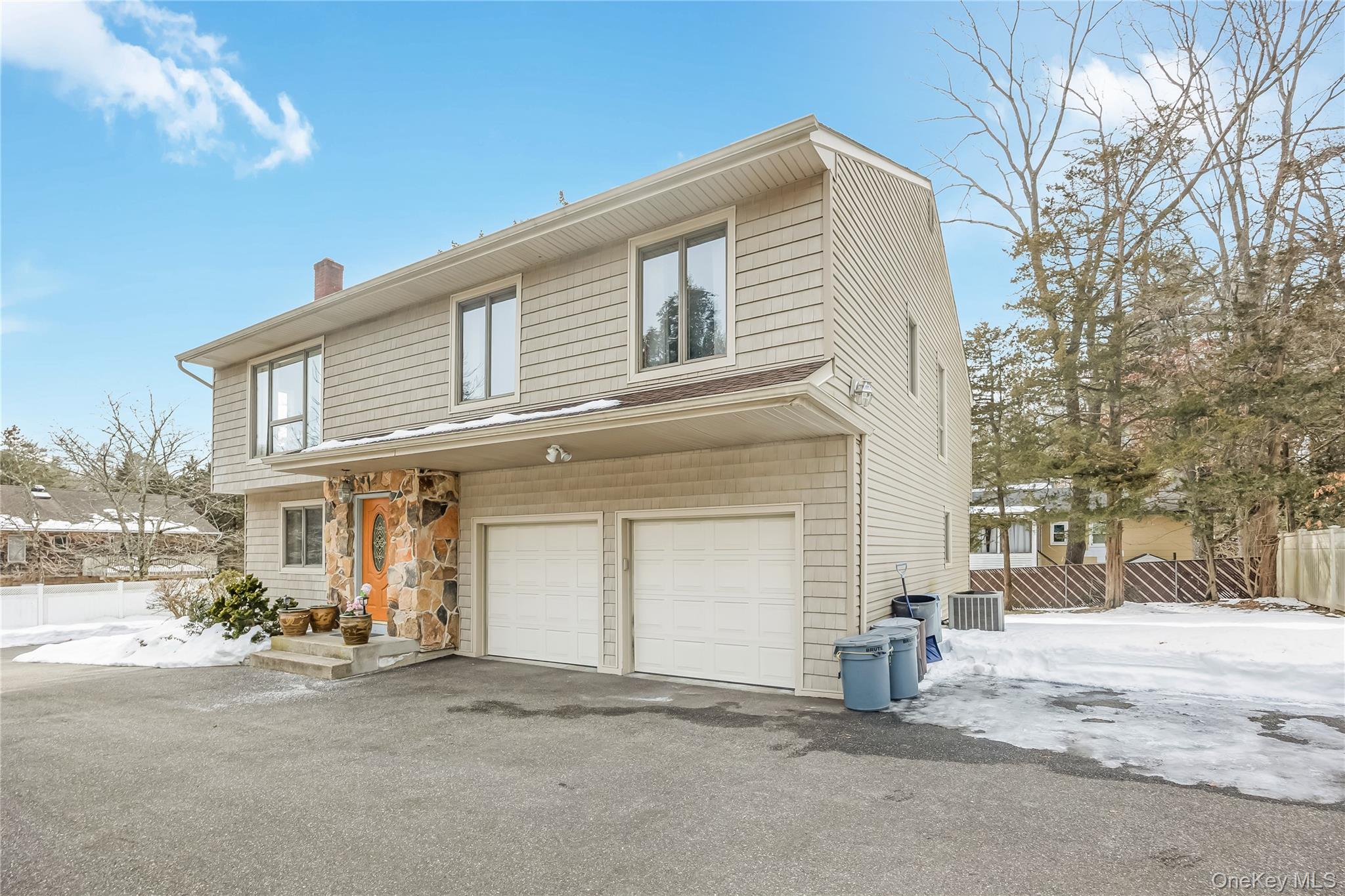 #2 photo, 203 Woodbury Road, Нассау ‖ Woodbury , NY 11797