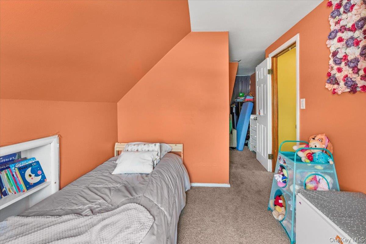 #15 photo, 7 Constable Lane, 长岛 Levittown , NY 11756