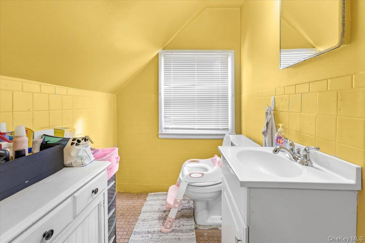 #16 photo, 7 Constable Lane, 长岛 Levittown , NY 11756