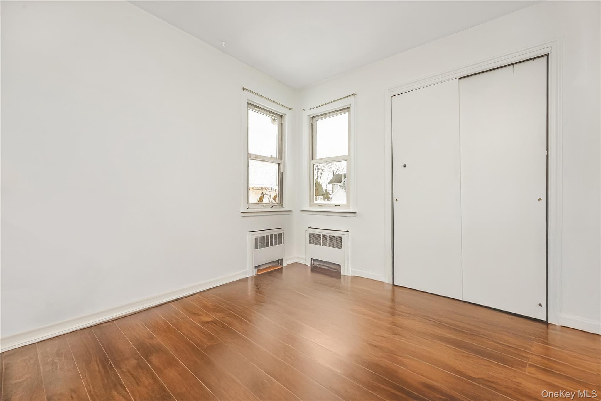 #9 photo, 6 Dean Street, Farmingdale , NY 11735