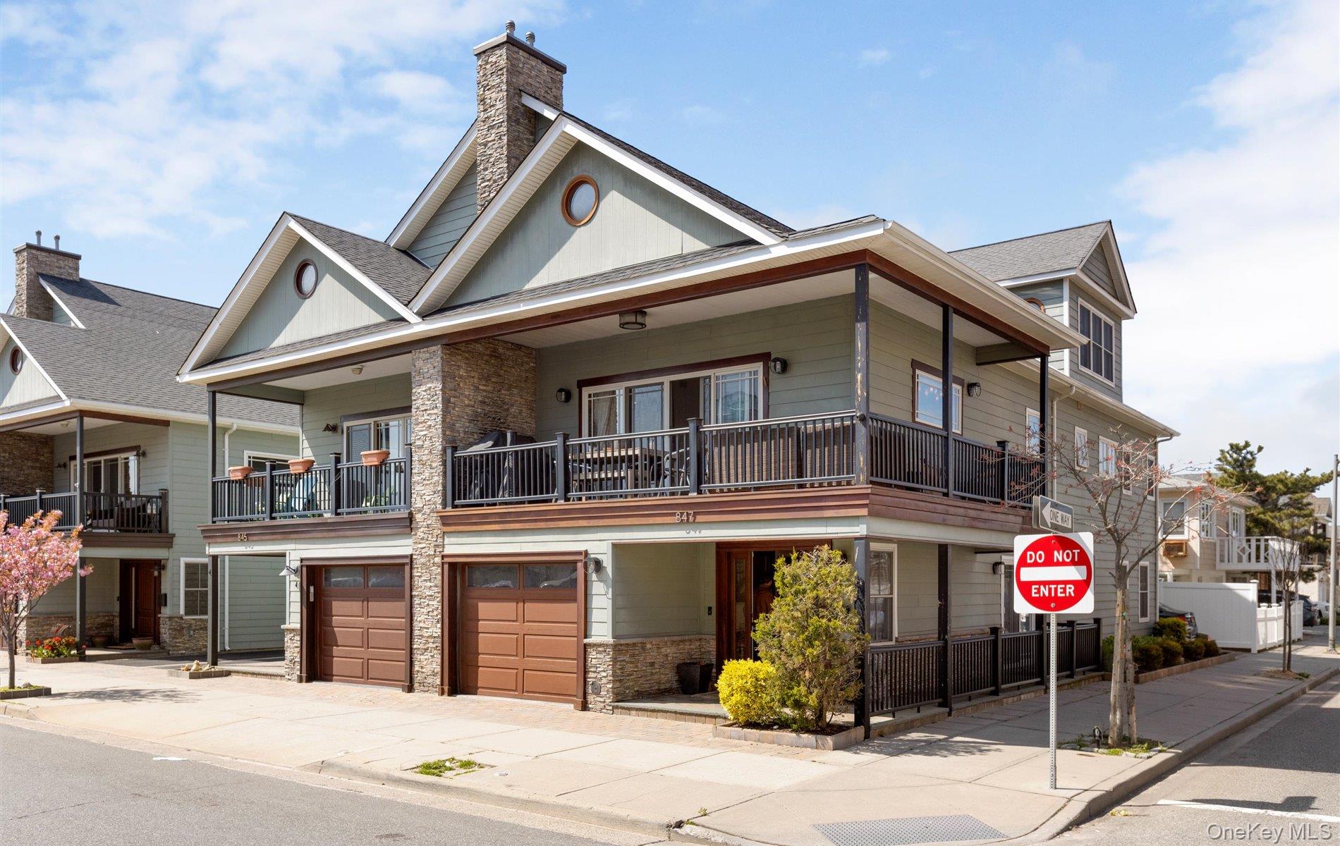 #1 photo, 847 E Broadway, 롱 아일랜드 Long Beach , NY 11561