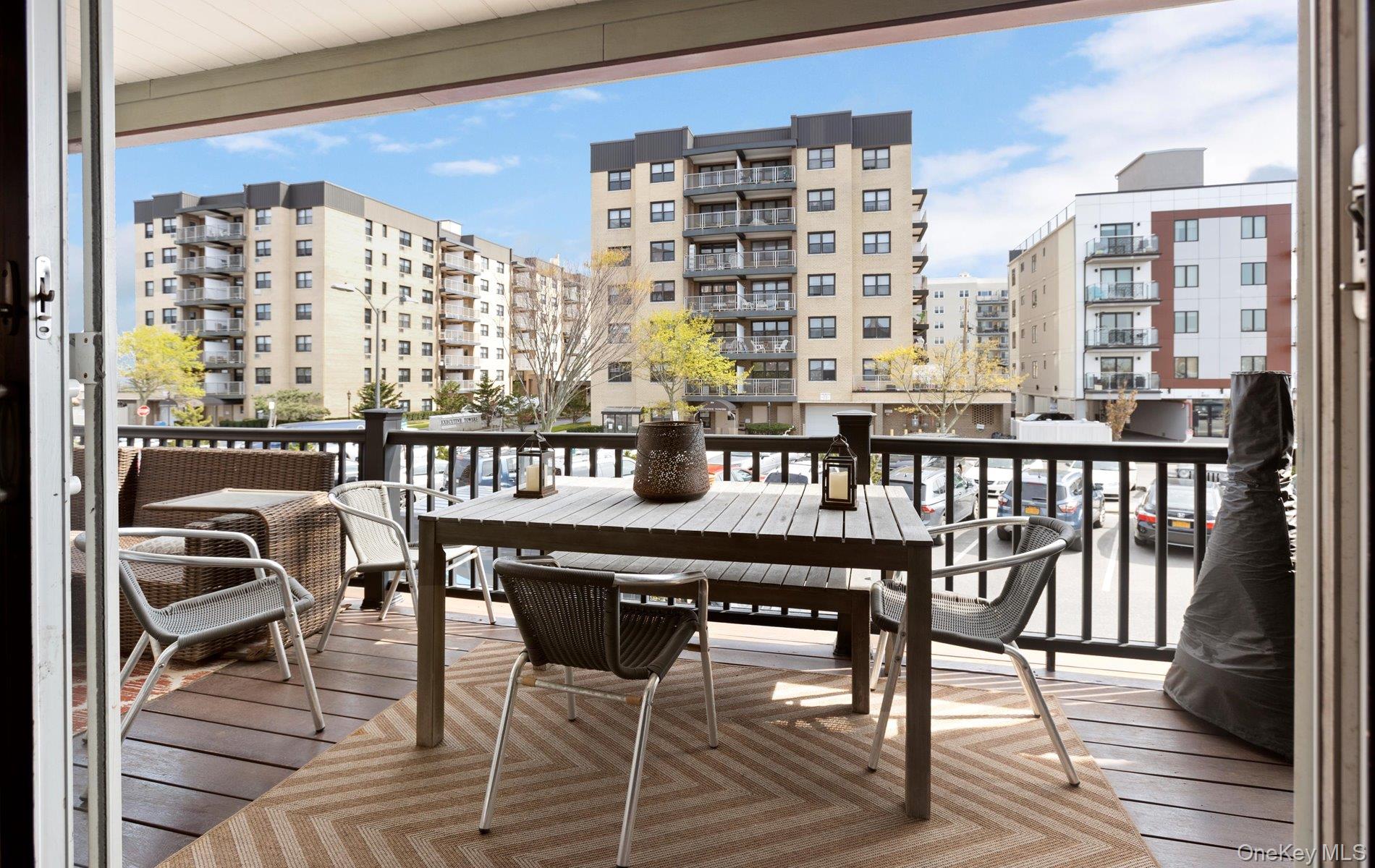 #7 photo, 847 E Broadway, 롱 아일랜드 Long Beach , NY 11561