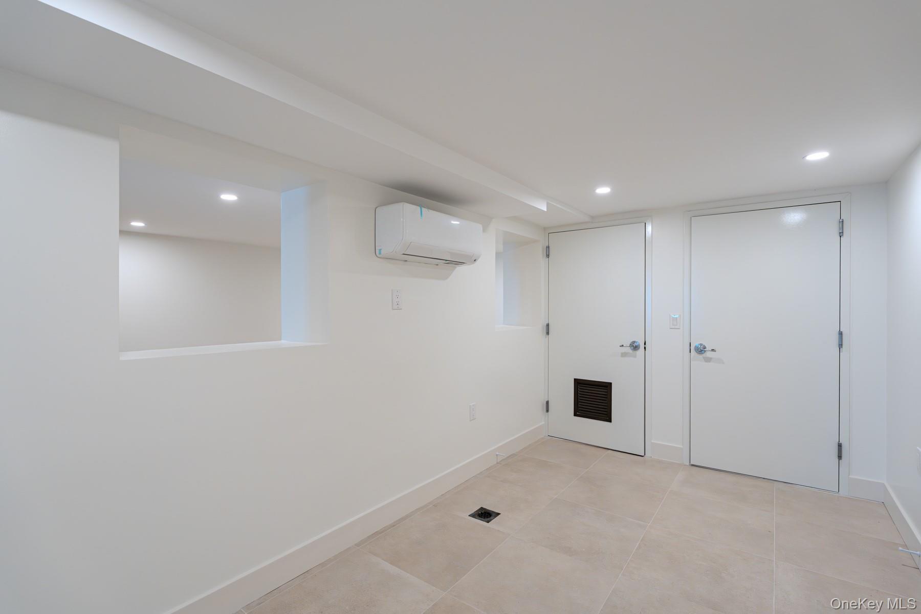 #10 photo, 982 E 106th Street, ব্রুকলিন Brooklyn , NY 11236