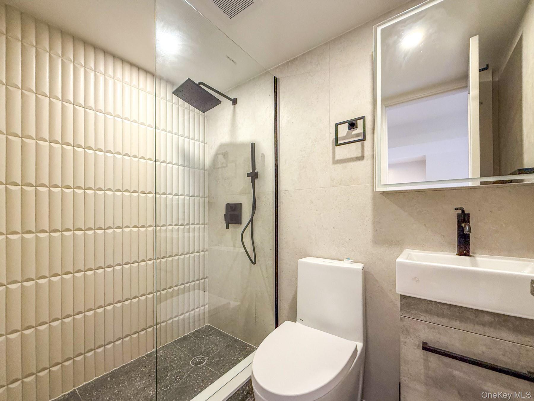 #5 photo, 982 E 106th Street, ব্রুকলিন Brooklyn , NY 11236