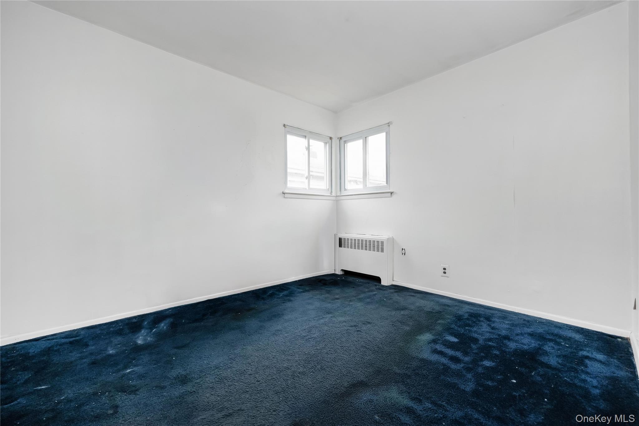 #18 photo, 120-31 FRANCIS LEWIS Boulevard, كوينز Cambria Heights , NY 11411