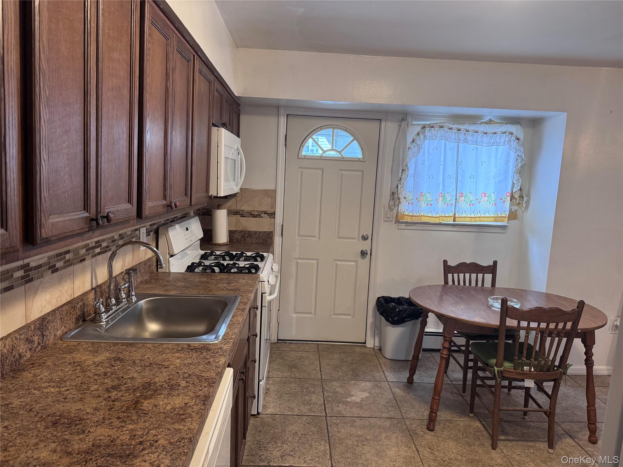 #6 photo, 120-31 FRANCIS LEWIS Boulevard, कुईंस Cambria Heights , NY 11411