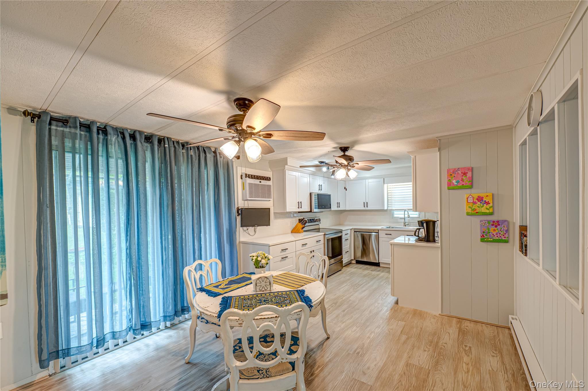 #7 photo, 21 Limetree Drive, מחוז סאפוק Manorville , NY 11949