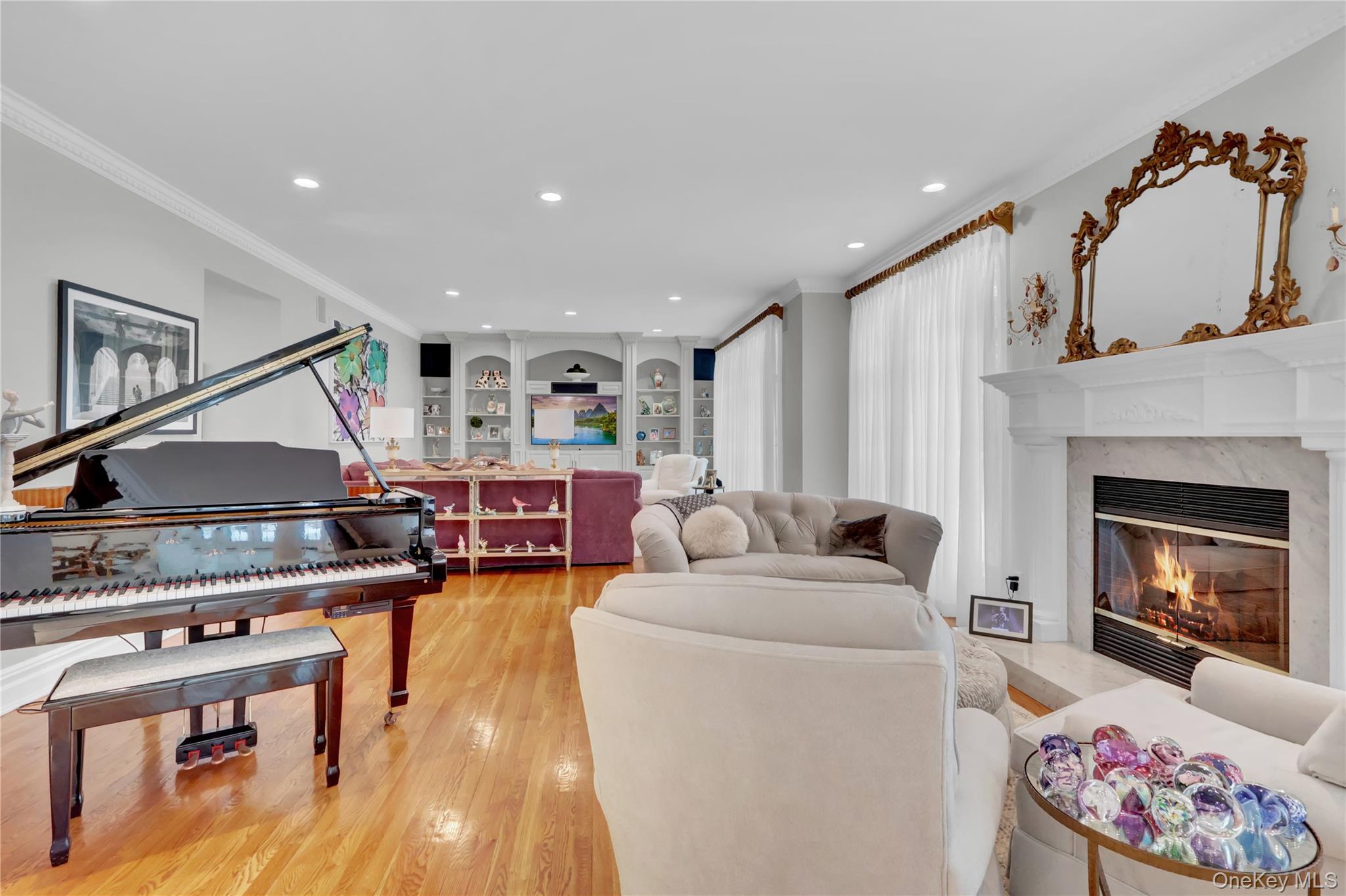 #18 photo, 15 Pironi Court, Woodbury , NY 11797