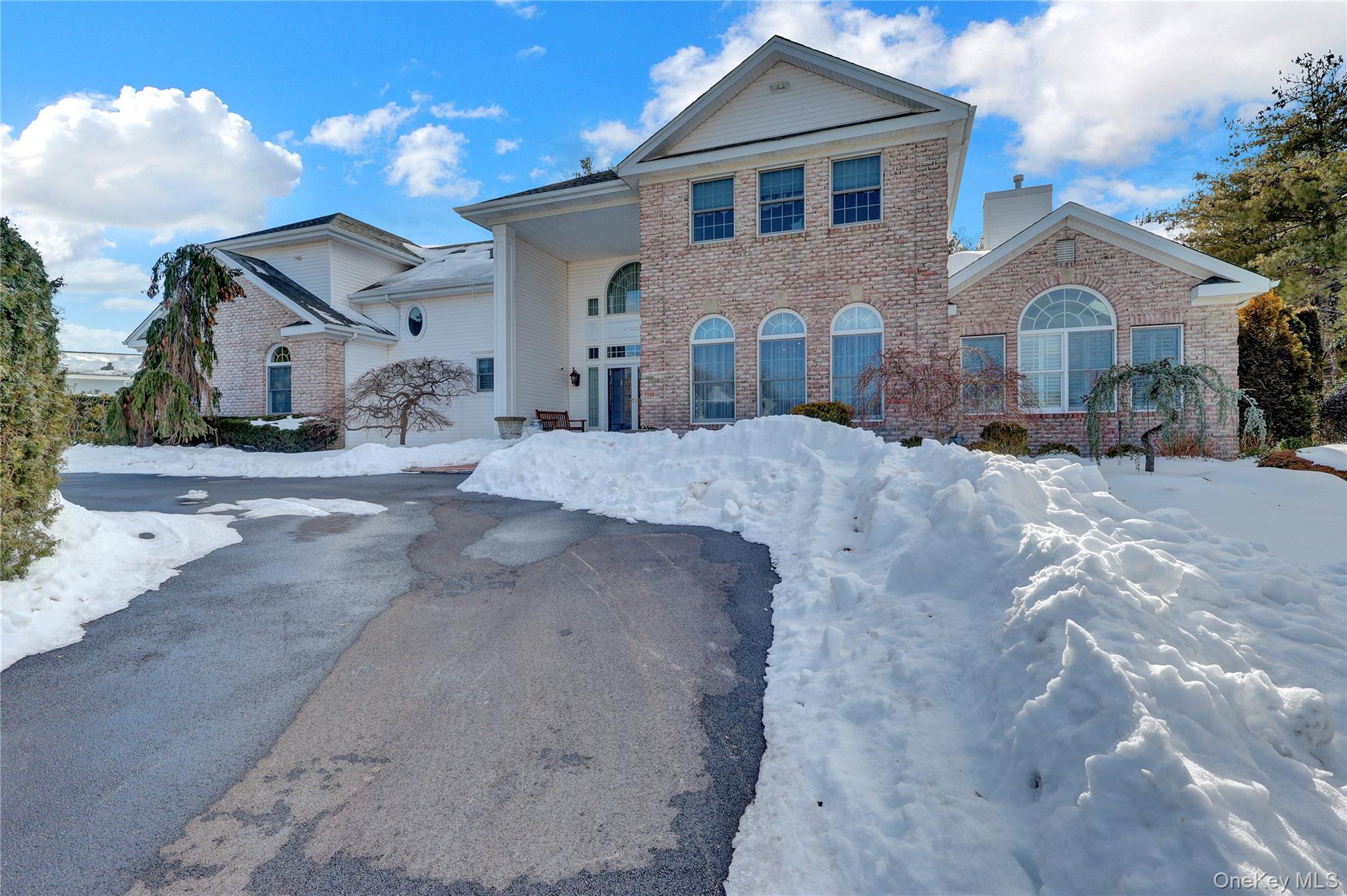 #2 photo, 15 Pironi Court, Woodbury , NY 11797