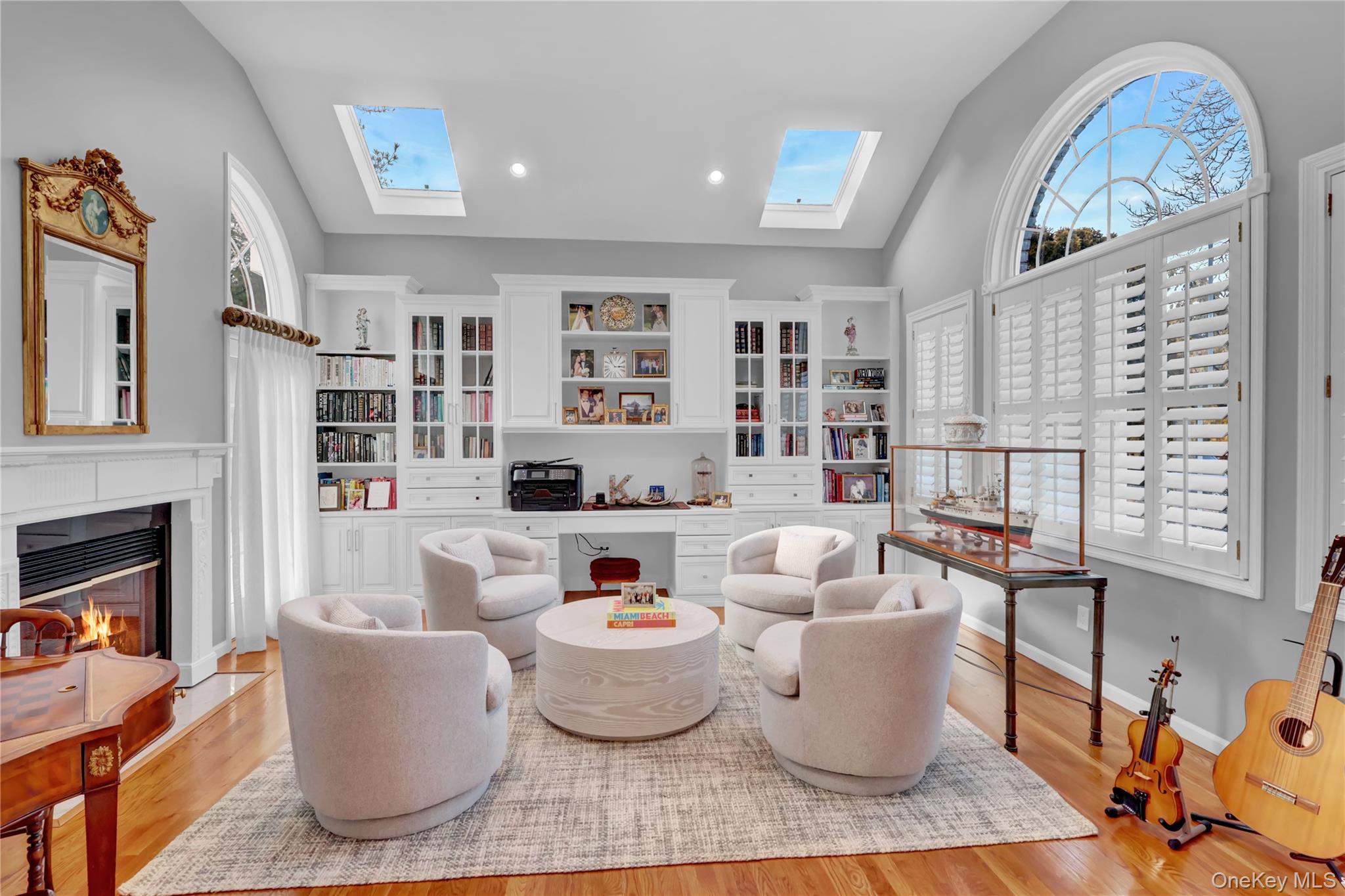 #8 photo, 15 Pironi Court, Woodbury , NY 11797