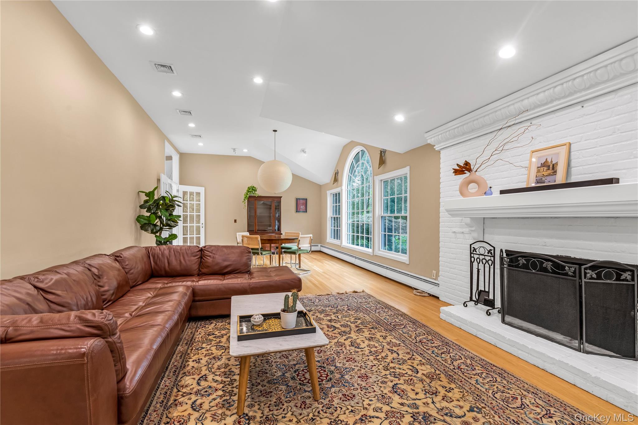 #13 photo, 11 Quaker Ridge Road, Brookville , NY 11545