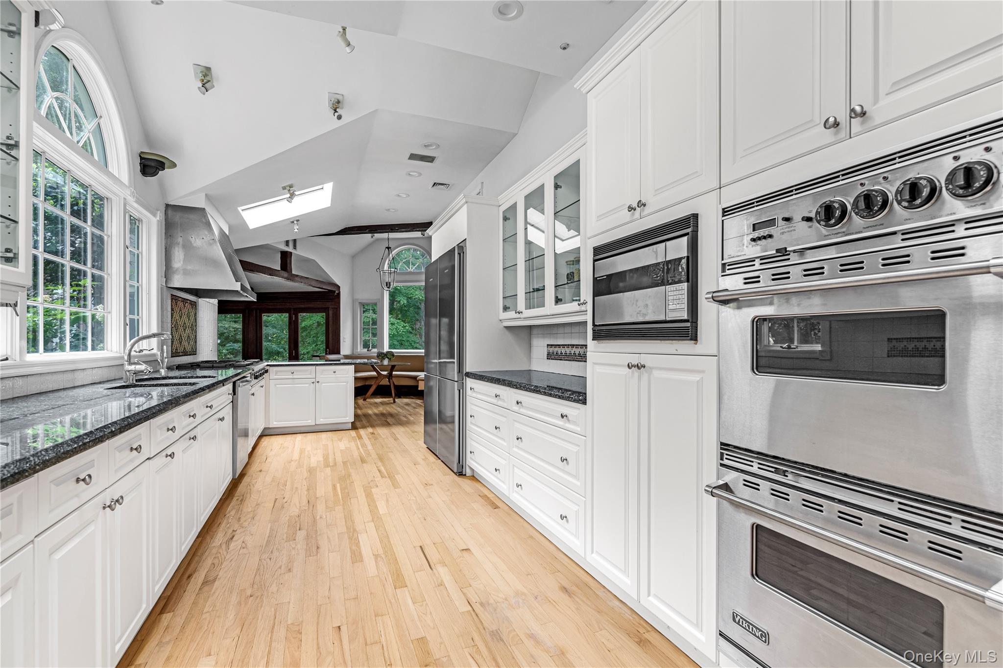 #17 photo, 11 Quaker Ridge Road, Brookville , NY 11545