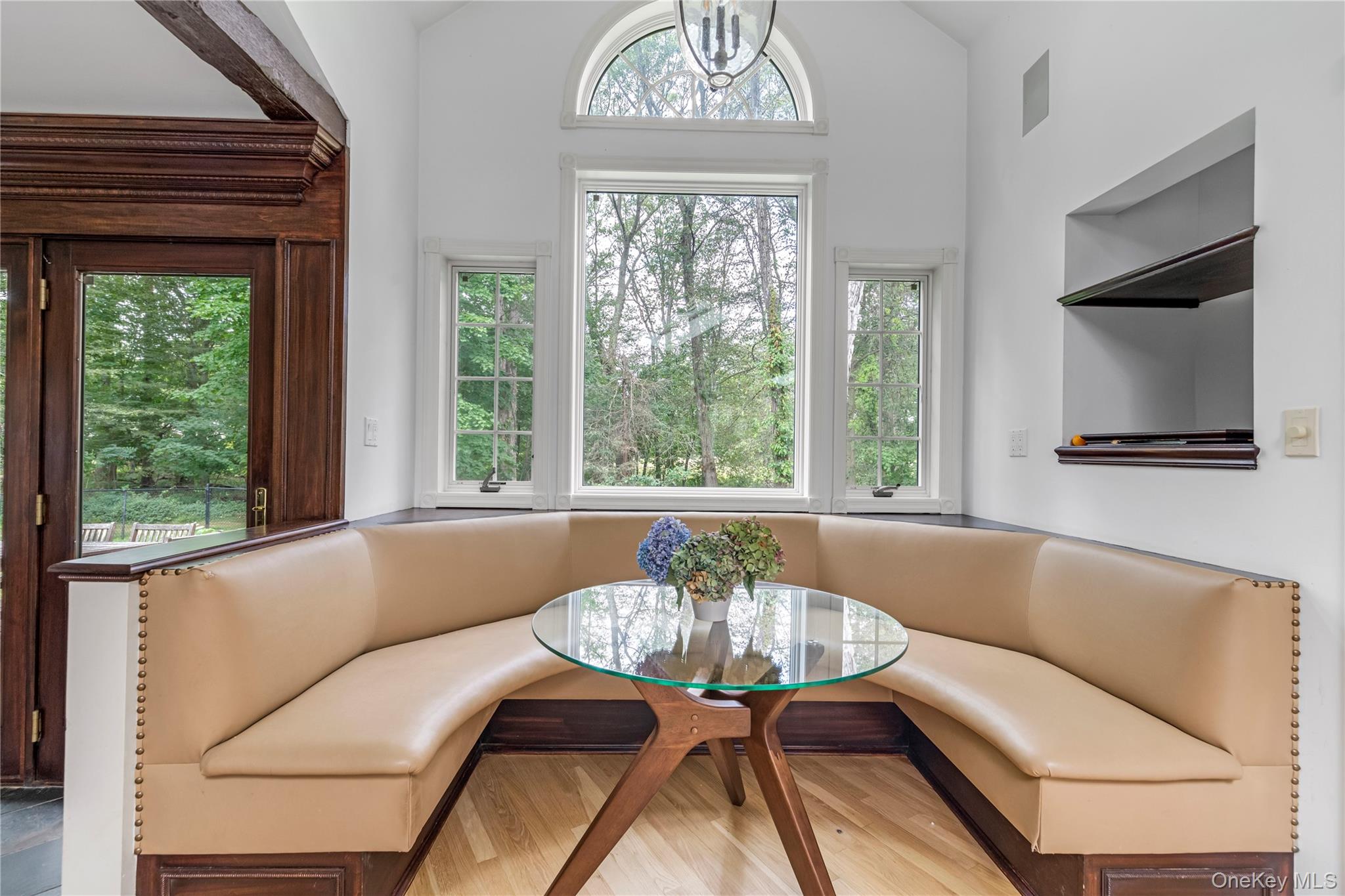 #19 photo, 11 Quaker Ridge Road, Brookville , NY 11545