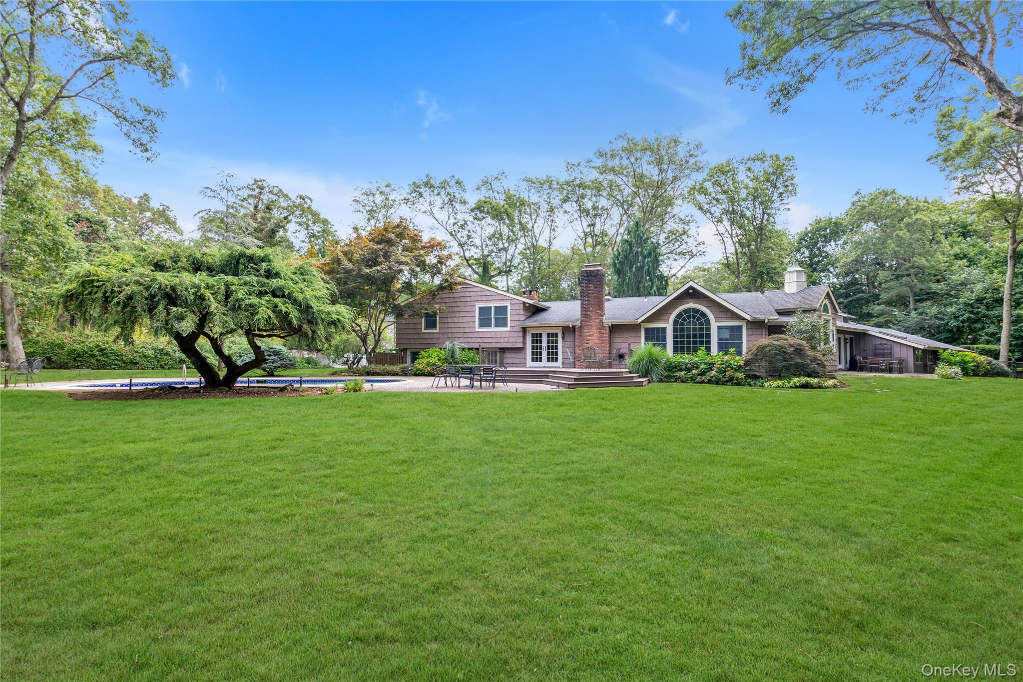 #2 photo, 11 Quaker Ridge Road, Brookville , NY 11545