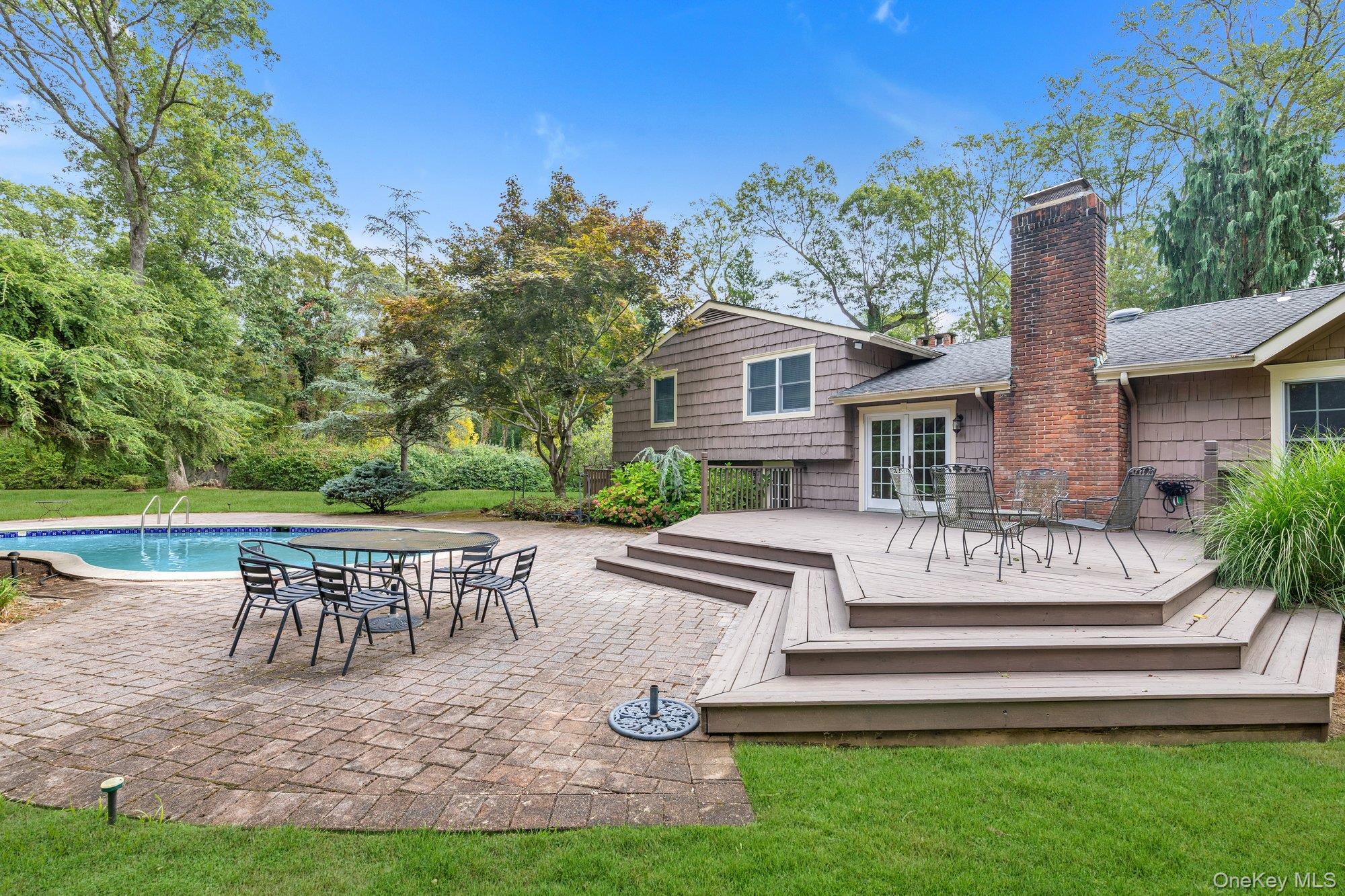 #5 photo, 11 Quaker Ridge Road, Brookville , NY 11545