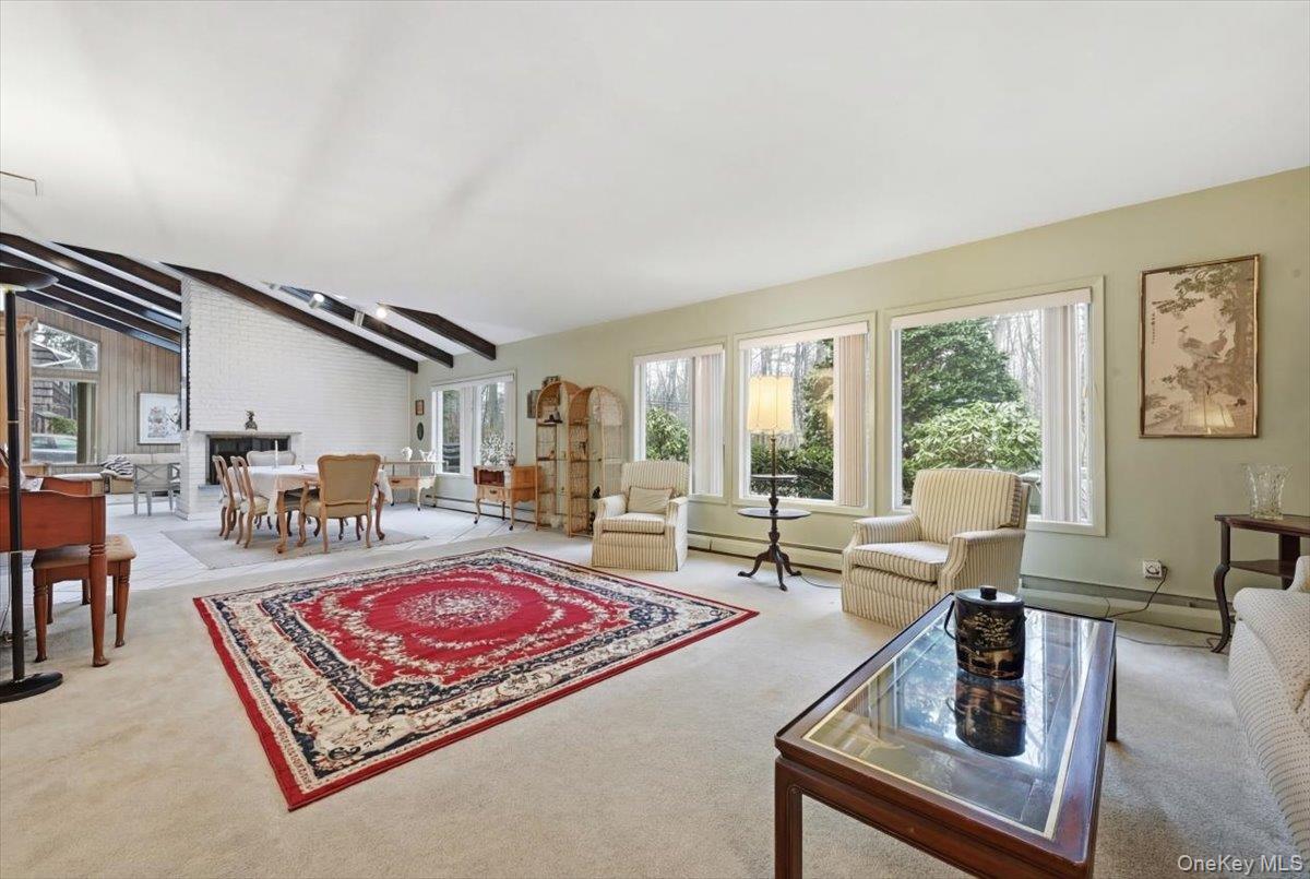 #11 photo, 85 Hickory Drive, नासाउ काउंटी East Hills , NY 11576