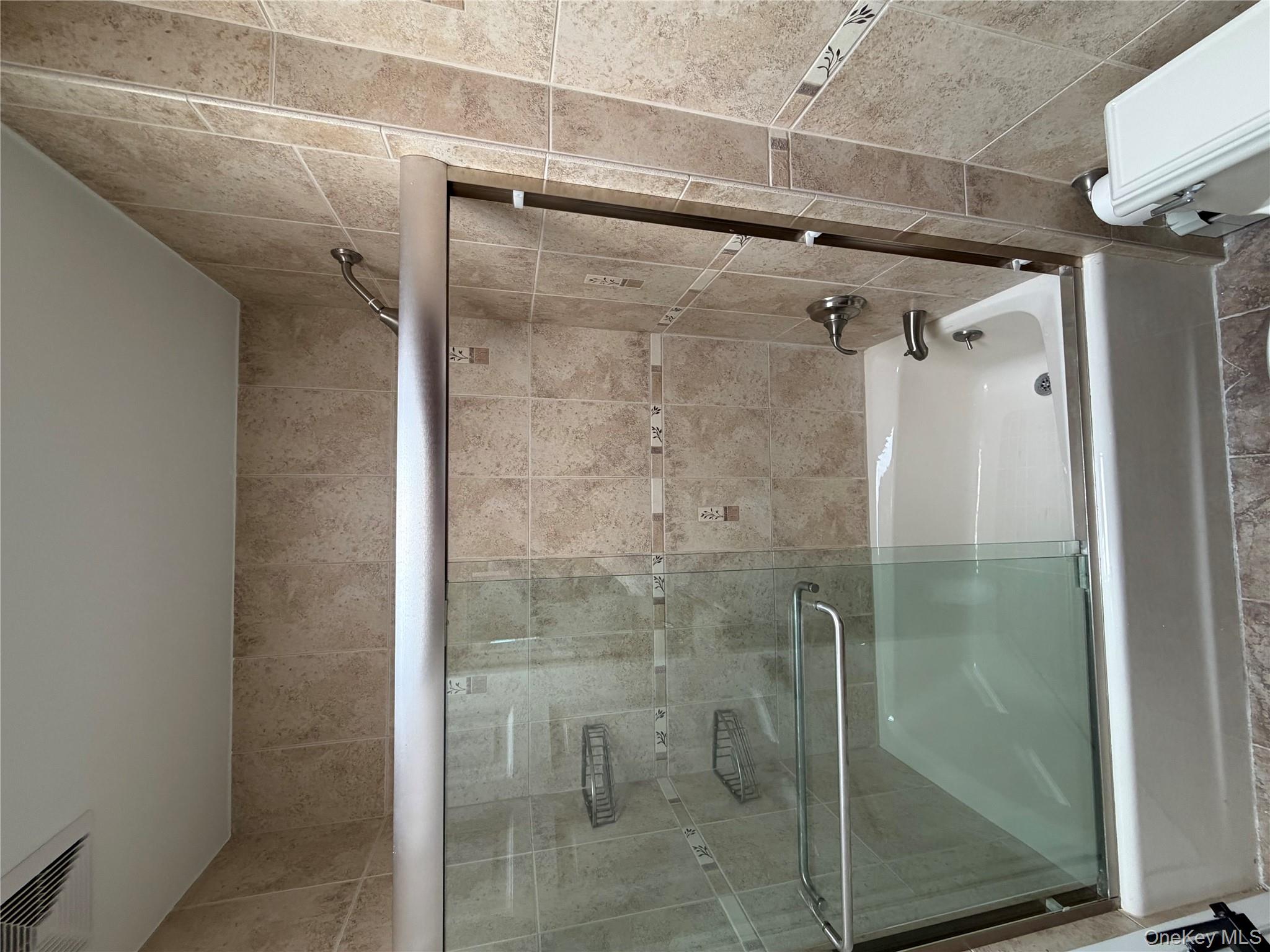 #9 photo, 144-50 25th Road, Flushing , NY 11354