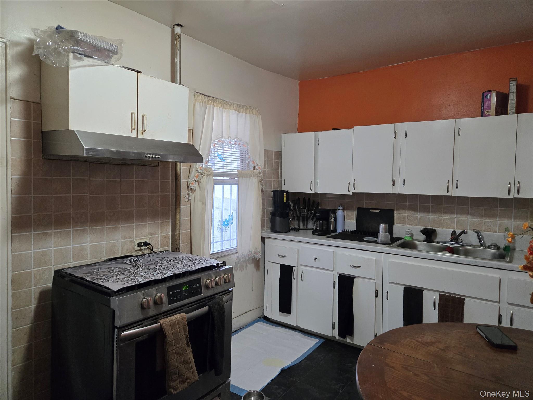 #9 photo, 12020 142nd Place, קווינס Jamaica , NY 11436